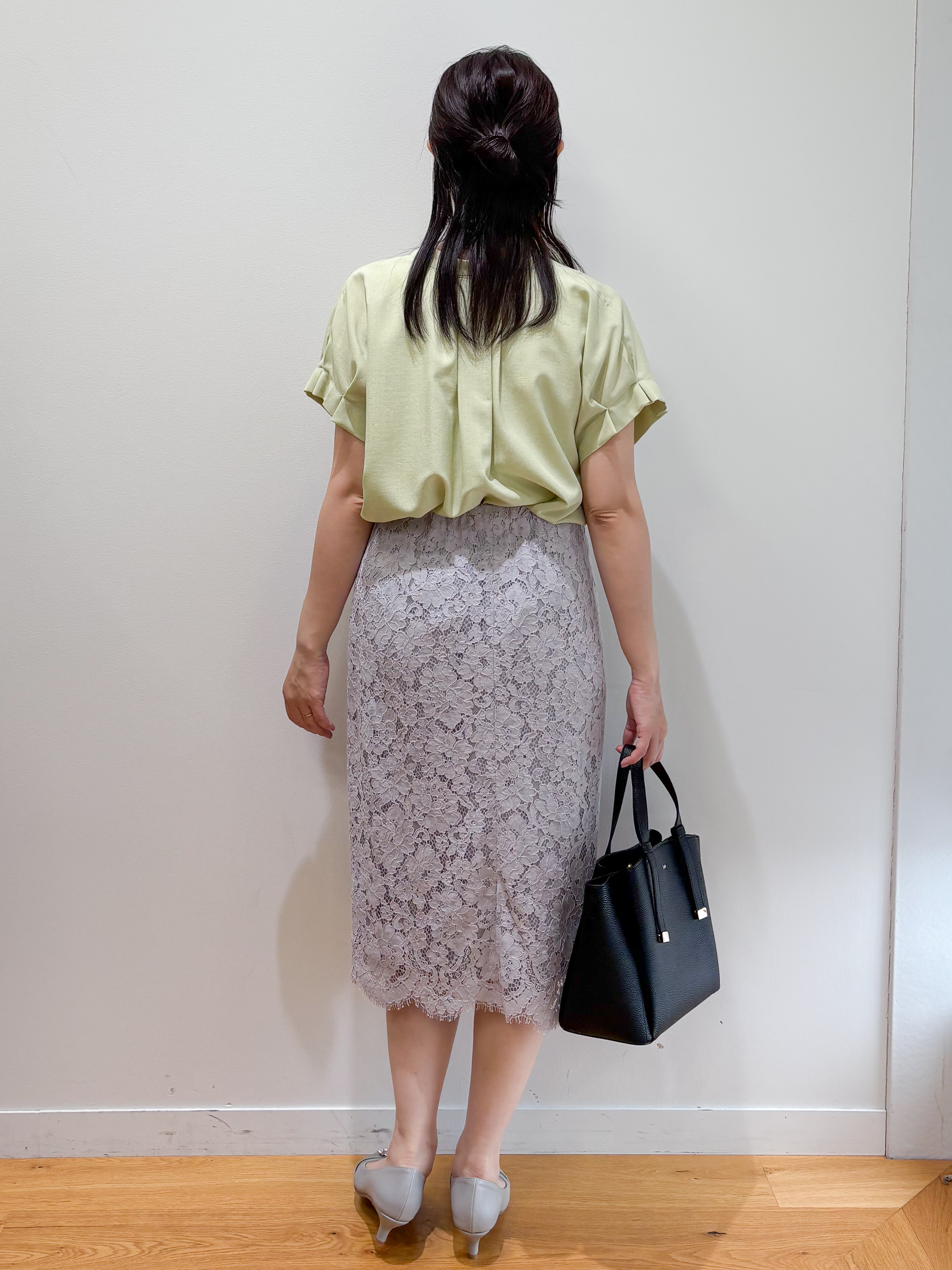 そねなおさんの「index｜【大人気により追加生産】タックスキッパーブラウス《接触冷感／吸水速乾／洗濯機OK／イージーアイロン／」を使ったコーディネート