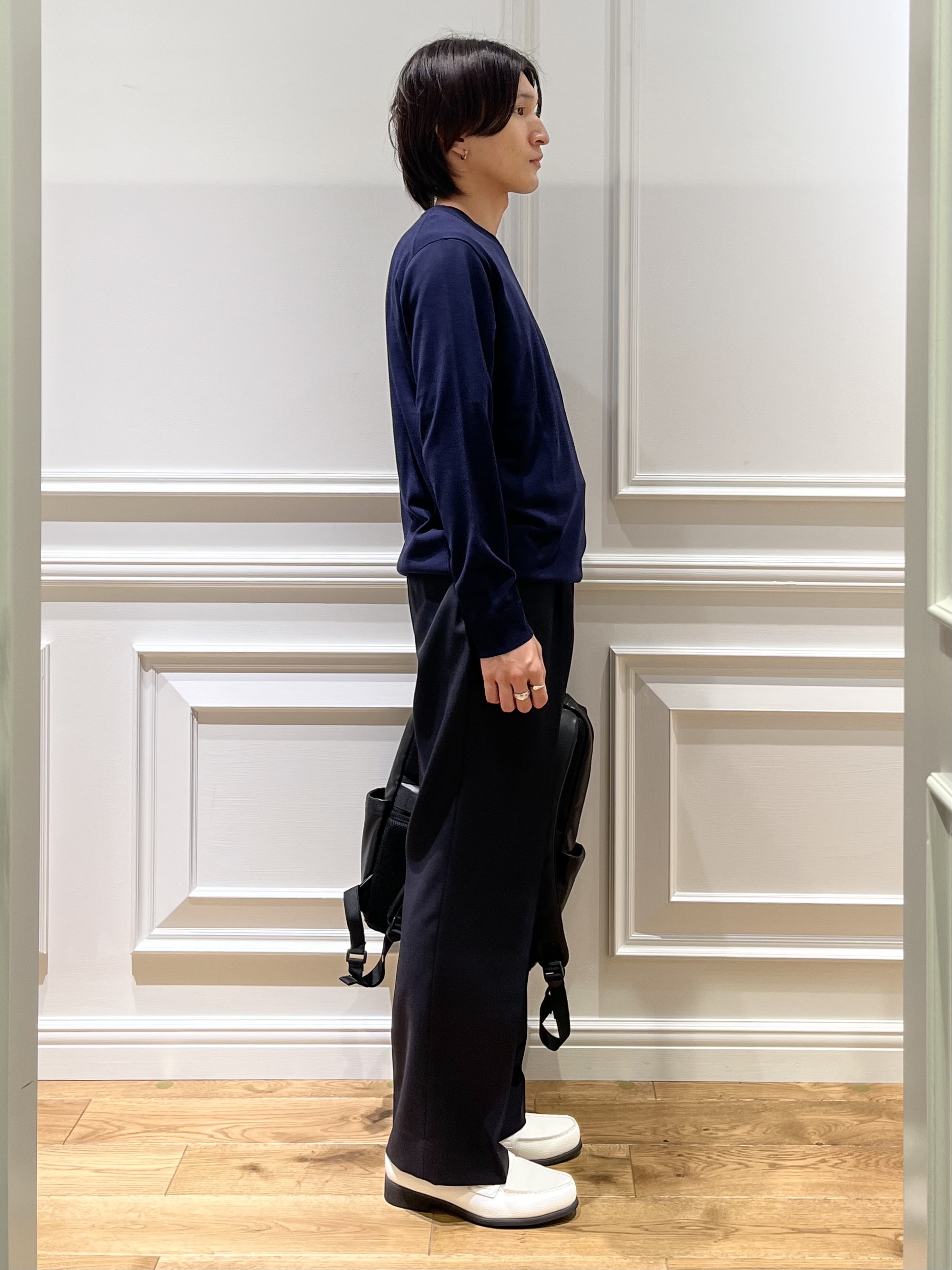 Watanabeさんの「DRESSTERIOR｜【ウォッシャブル】コットンシルク クルーニット」を使ったコーディネート