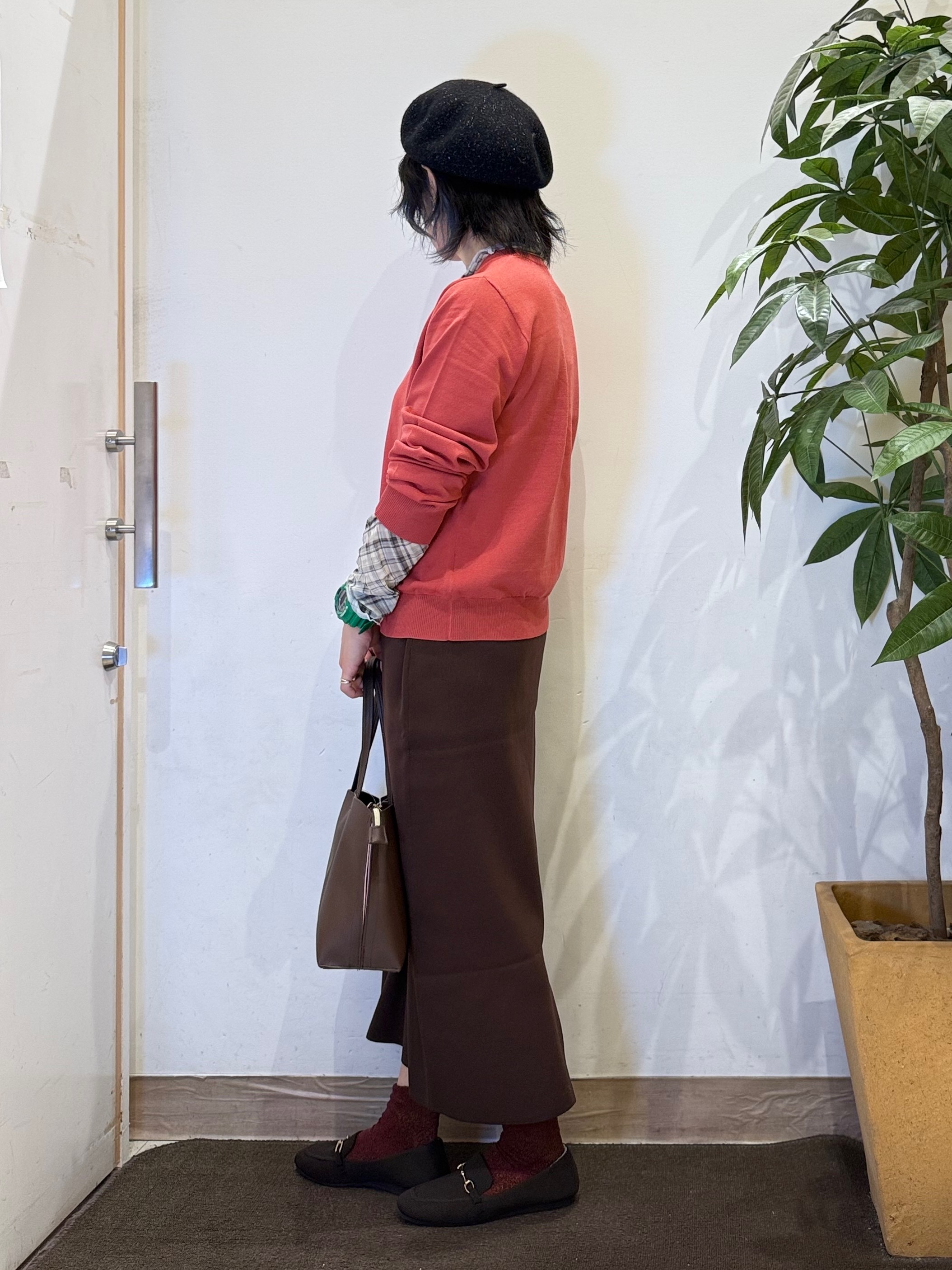 misakiさんの「SHOO･LA･RUE｜【洗濯機可/S-LL】マルチボタンが品よく映えるカーディガン」を使ったコーディネート