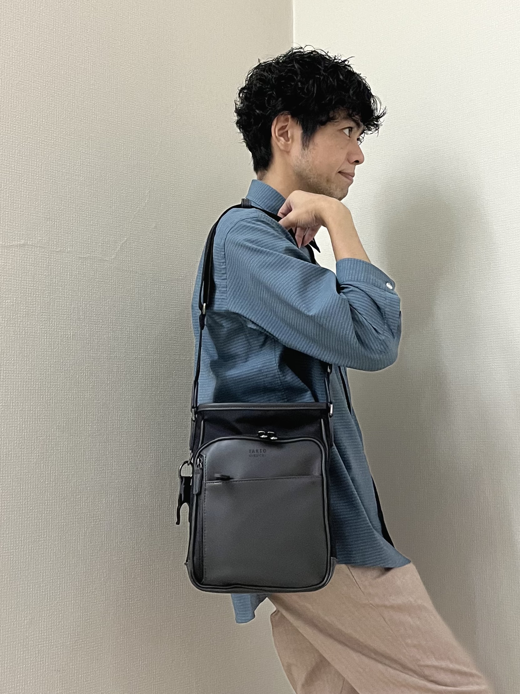 URAさんの「TAKEO KIKUCHI｜【日本製】DotAir（R）サッカー7分袖シャツ」を使ったコーディネート