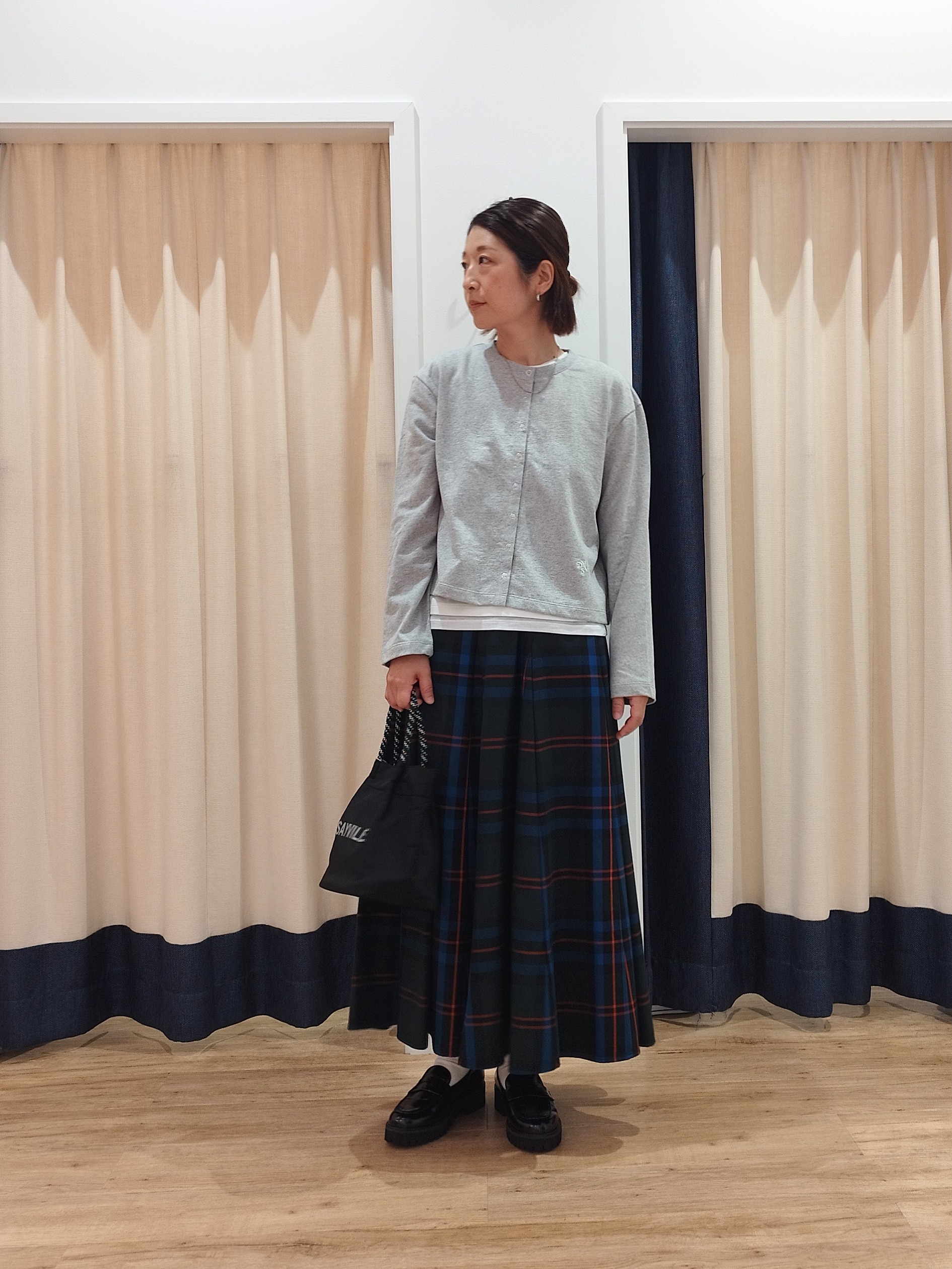HIROさんの「Dessin｜リングスナップミニ裏毛カーディガン」を使ったコーディネート