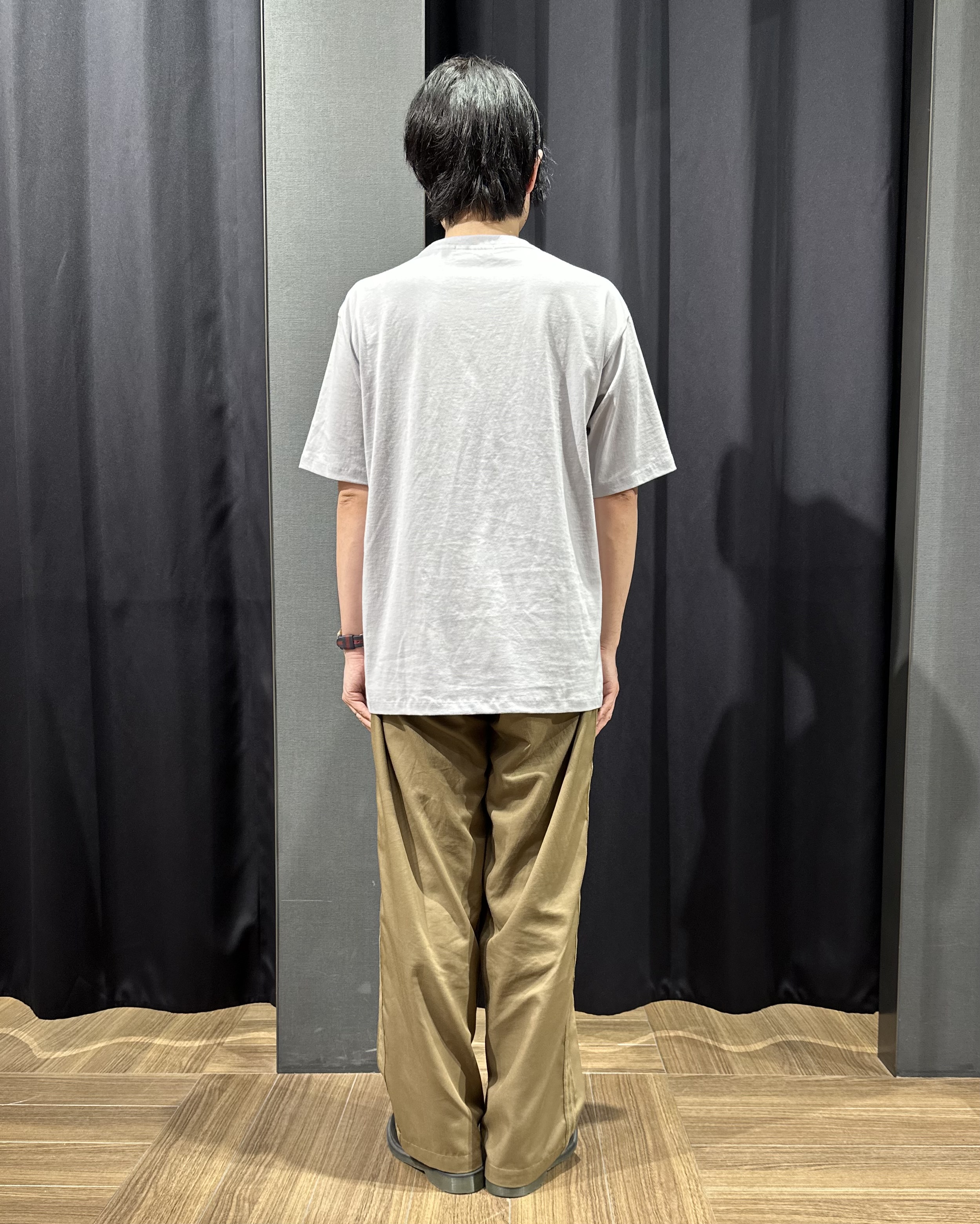 tomoyaさんの「THE SHOP TK｜側章ワイドイージーパンツ」を使ったコーディネート