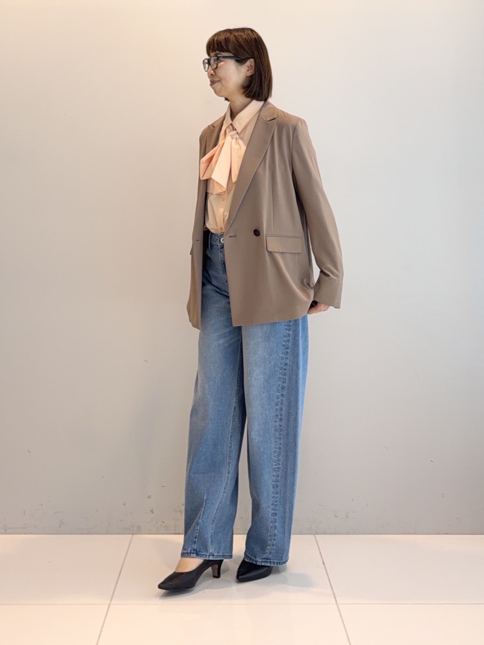 murayamaさんの「INDIVI｜【接触冷感／ストレッチ◎】取外し可ボウタイシャツ」を使ったコーディネート