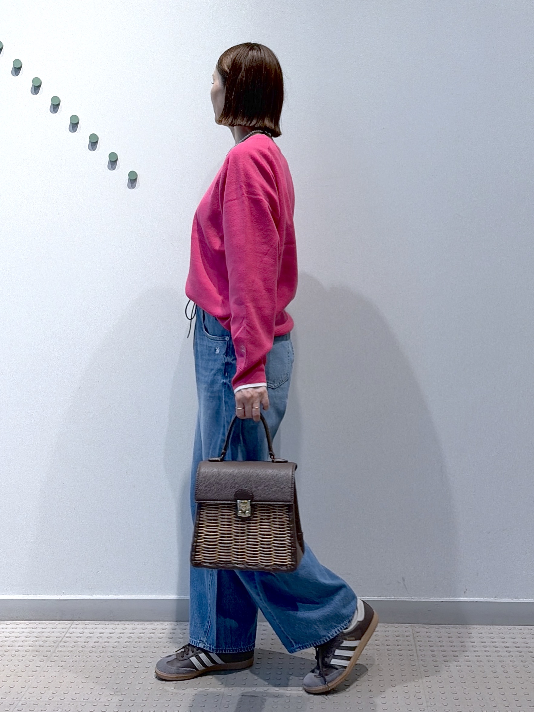 yoshikadoさんの「DRESSTERIOR｜【6色展開/ウォッシャブル】コットンカシミヤニット」を使ったコーディネート