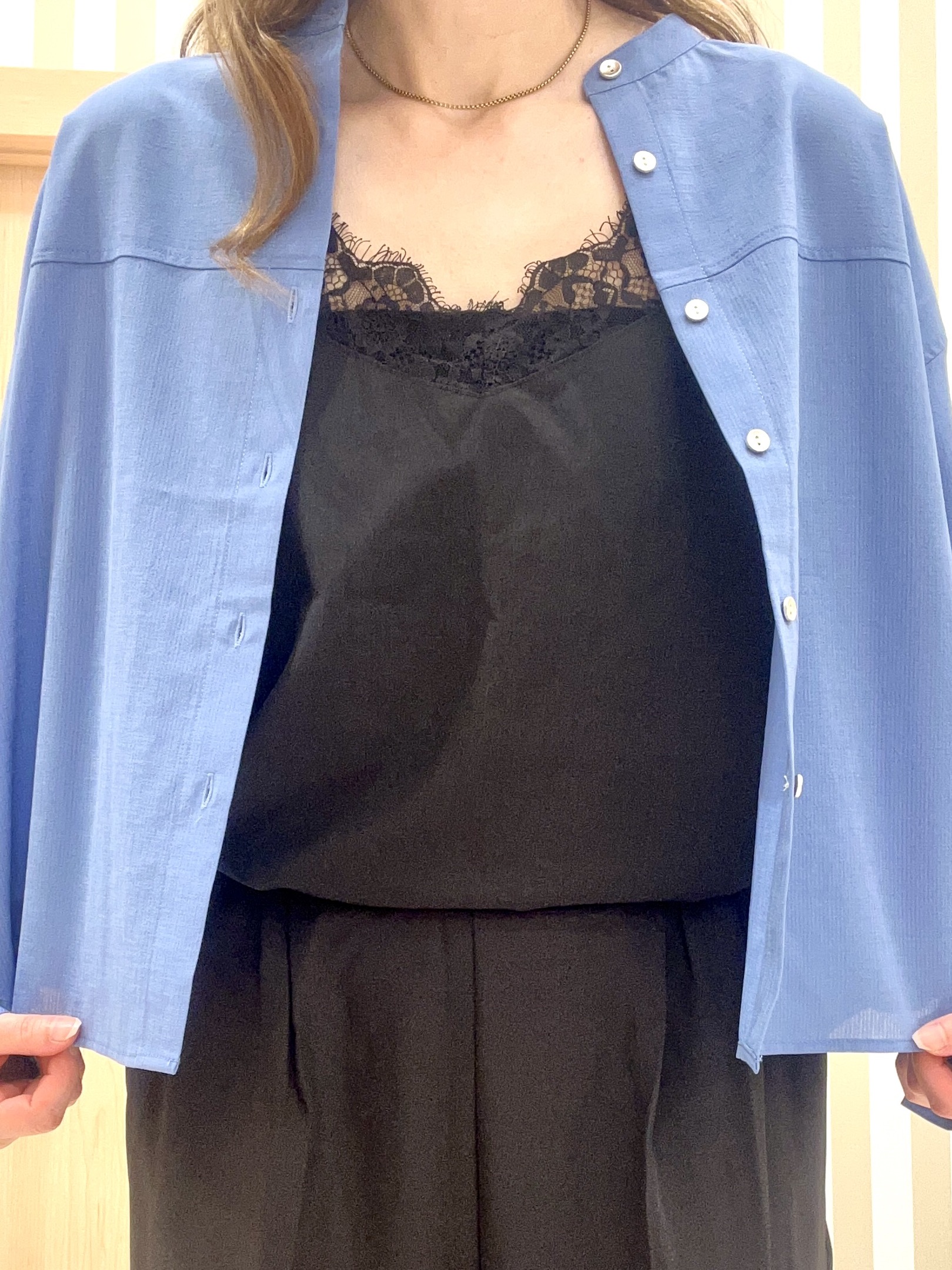 ririさんの「SHOO･LA･RUE｜【洗濯機可/S-LL】体型カバーしながらこなれ見え レース付きキャミソール」を使ったコーディネート