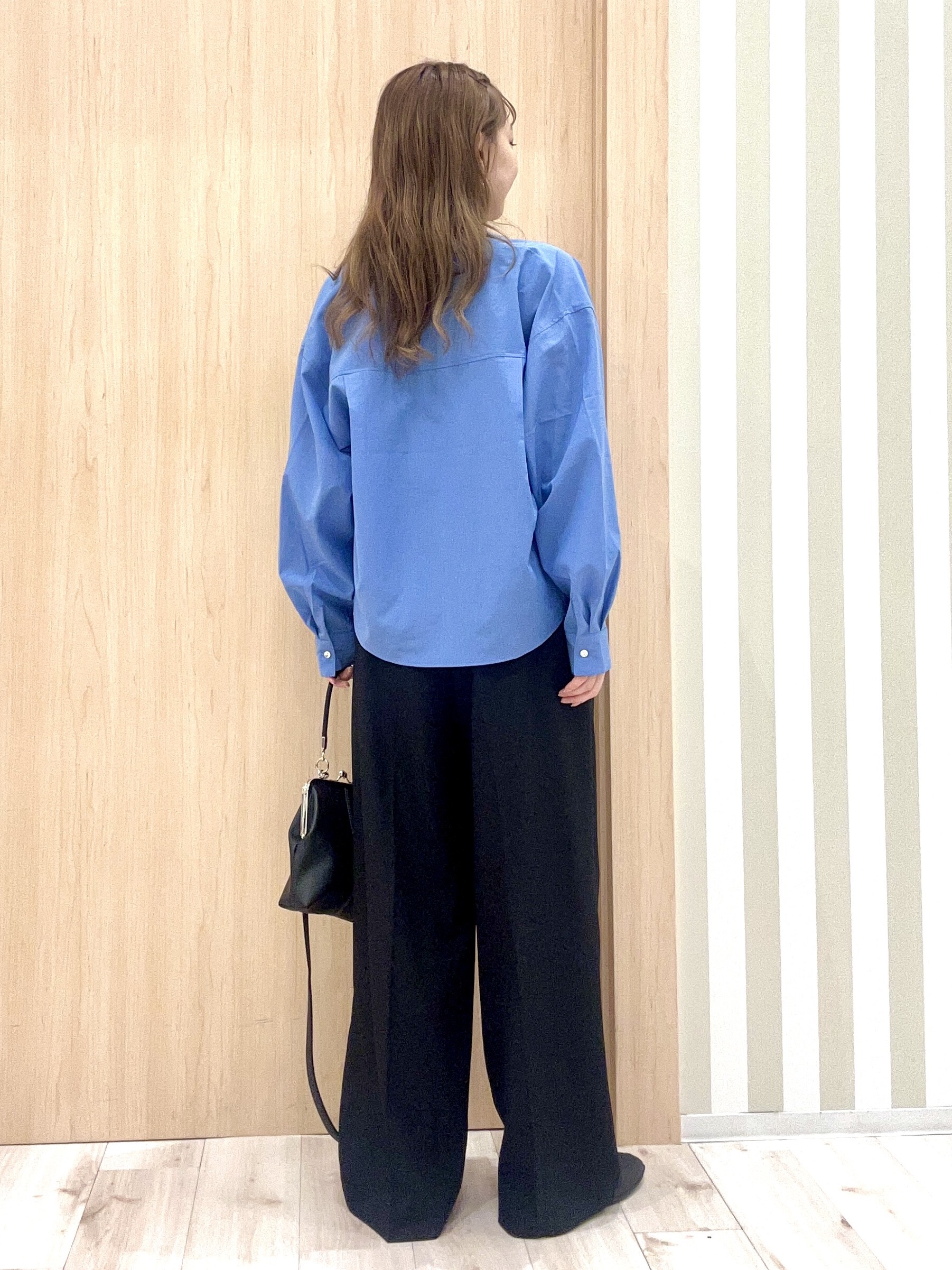 ririさんの「SHOO･LA･RUE｜【洗濯機可/S-LL】体型カバーしながらこなれ見え レース付きキャミソール」を使ったコーディネート