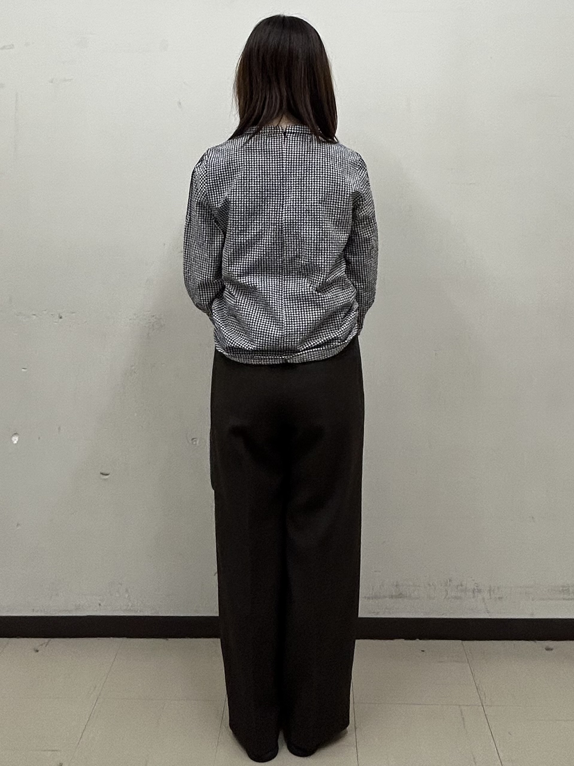 noeさんの「INDIVI｜【初秋にピッタリ！／洗える】凹凸素材ミニスタンドトップス」を使ったコーディネート