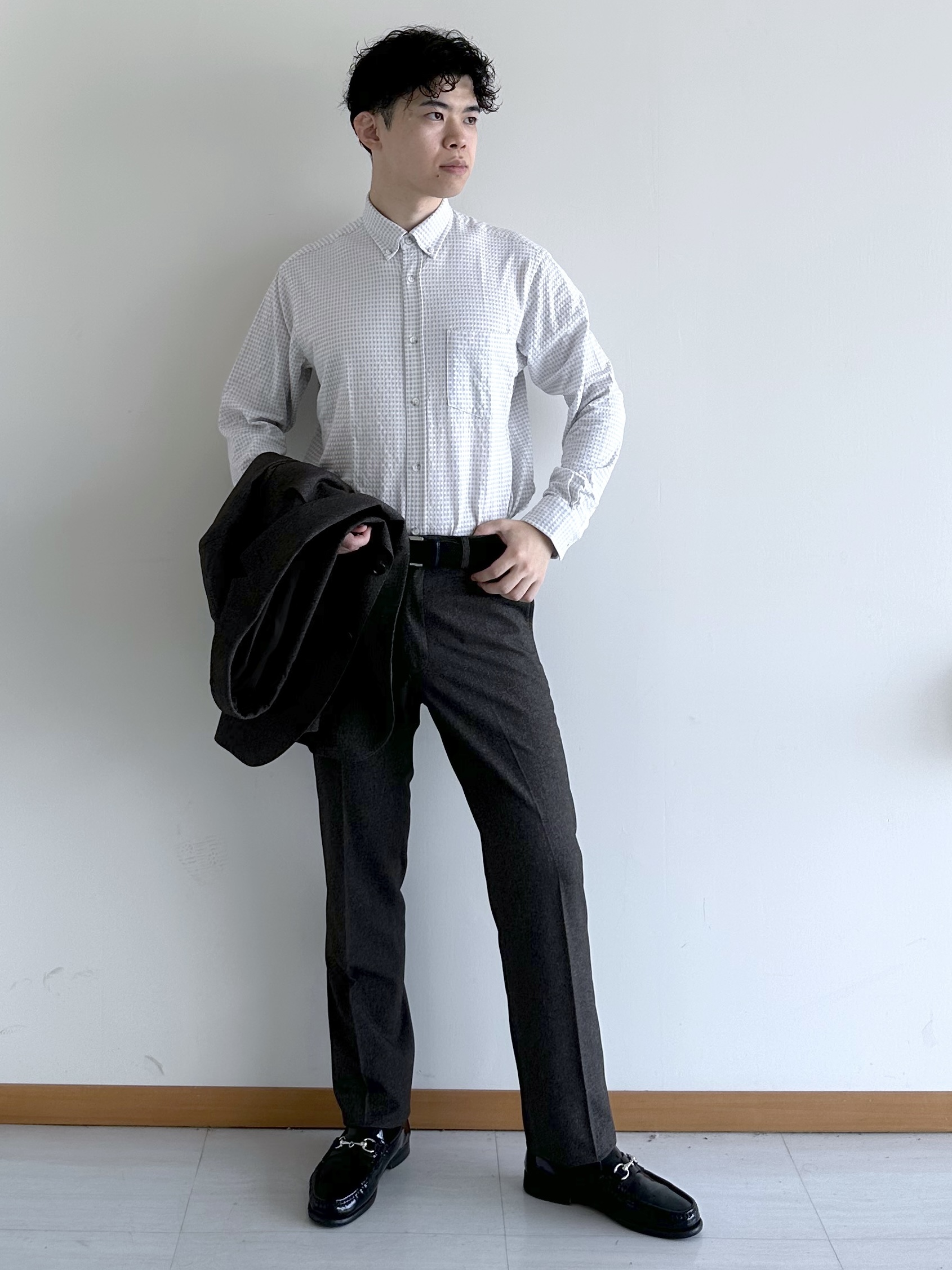 イッシーさんの「TAKEO KIKUCHI｜ウールライクキャットフット ジャケット」を使ったコーディネート