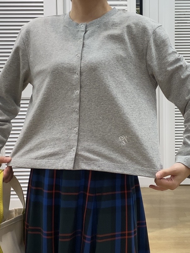 Hamaさんの「Dessin｜リングスナップミニ裏毛カーディガン」を使ったコーディネート