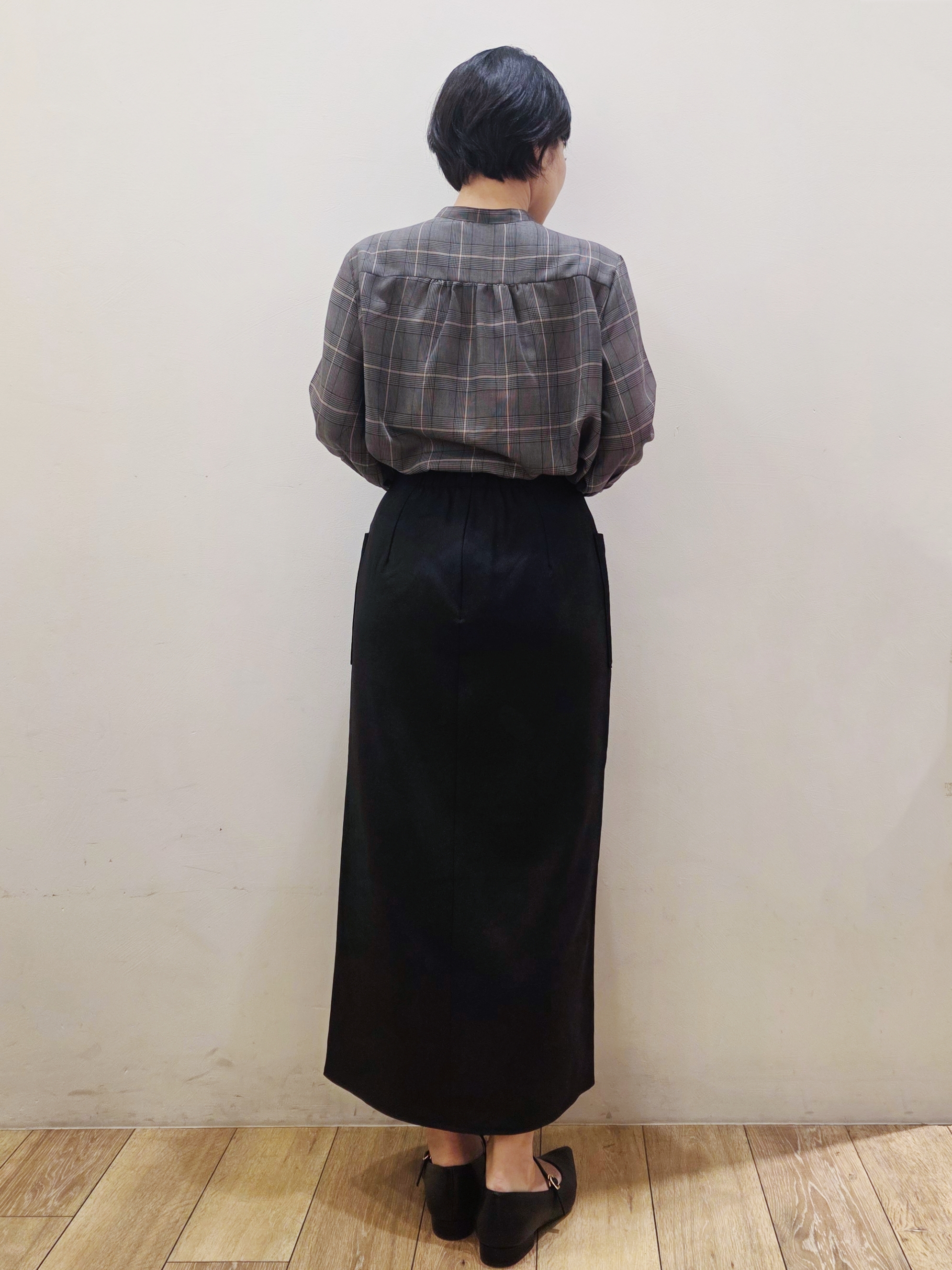 yuyuさんの「OPAQUE.CLIP｜【森絵梨佳さん着用】チェック柄フリルブラウス《洗濯機OK》」を使ったコーディネート