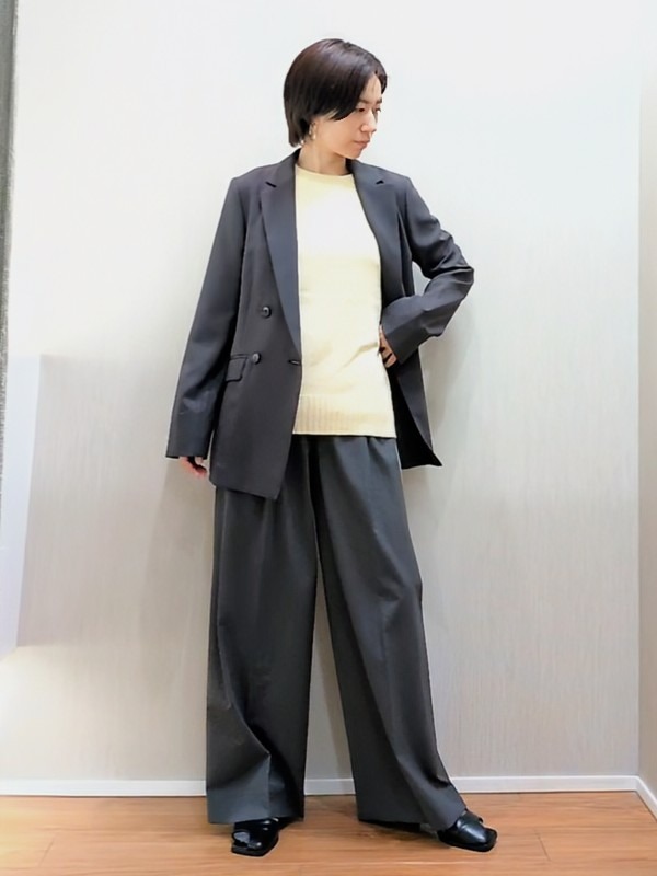 ミズタさんの「UNTITLED｜【5色展開/手洗い可】ローシルクウールニットベスト」を使ったコーディネート