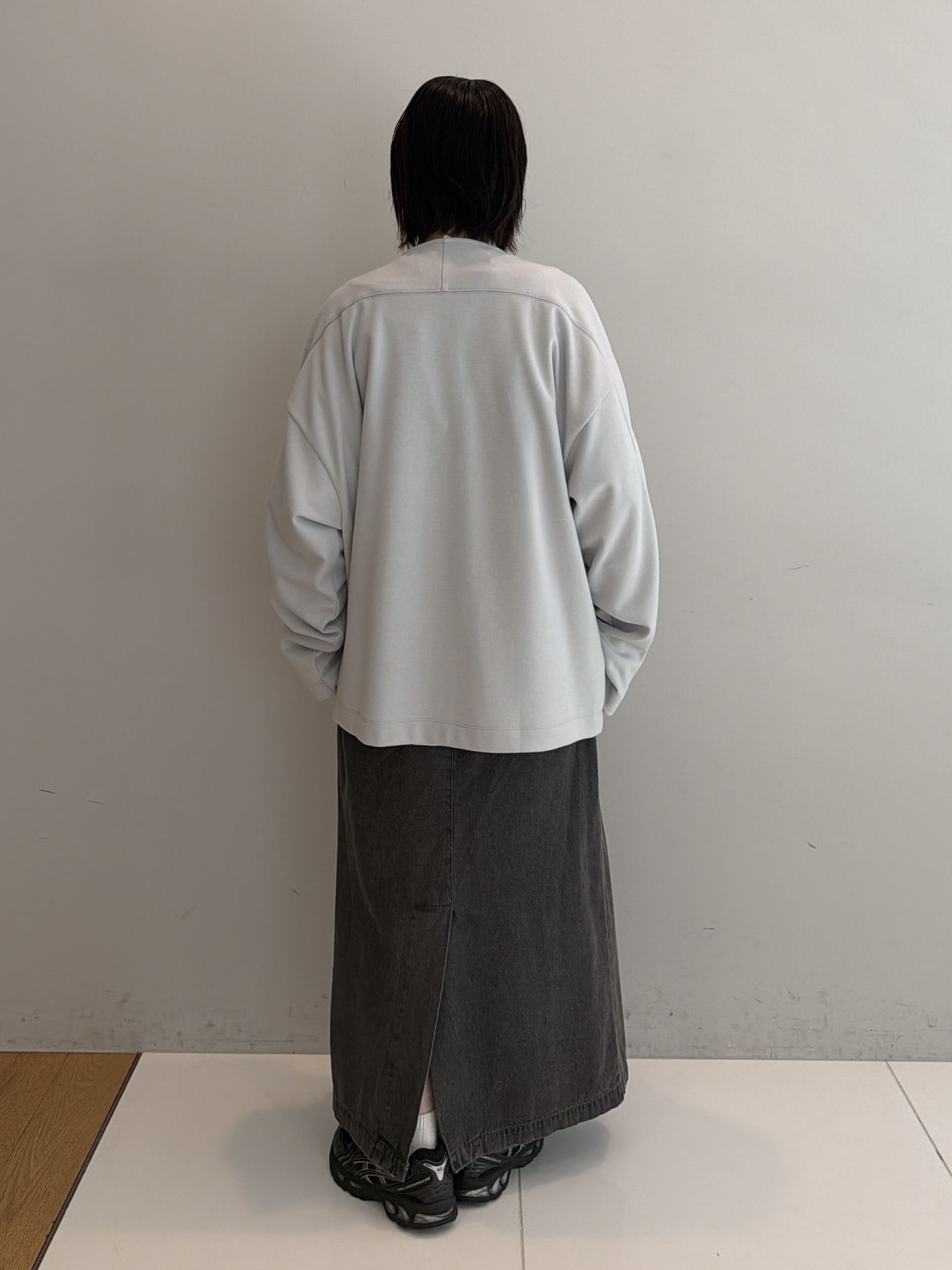 abeさんの「tk.TAKEO KIKUCHI｜ヘンリーネック長袖Tシャツ」を使ったコーディネート