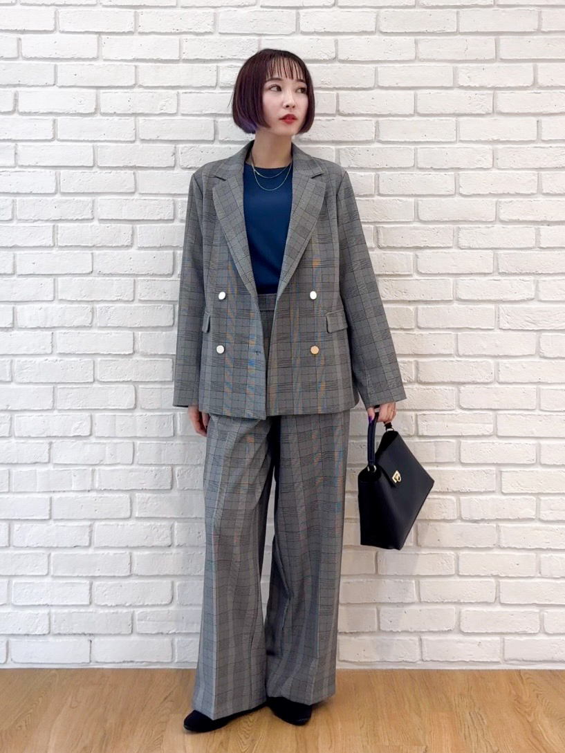 𝐜𝐡𝐢𝐤𝐚さんの「SHOO･LA･RUE｜【ガンガン洗える/UV/毛玉になりにくい】二の腕見せない 5分袖ニット」を使ったコーディネート