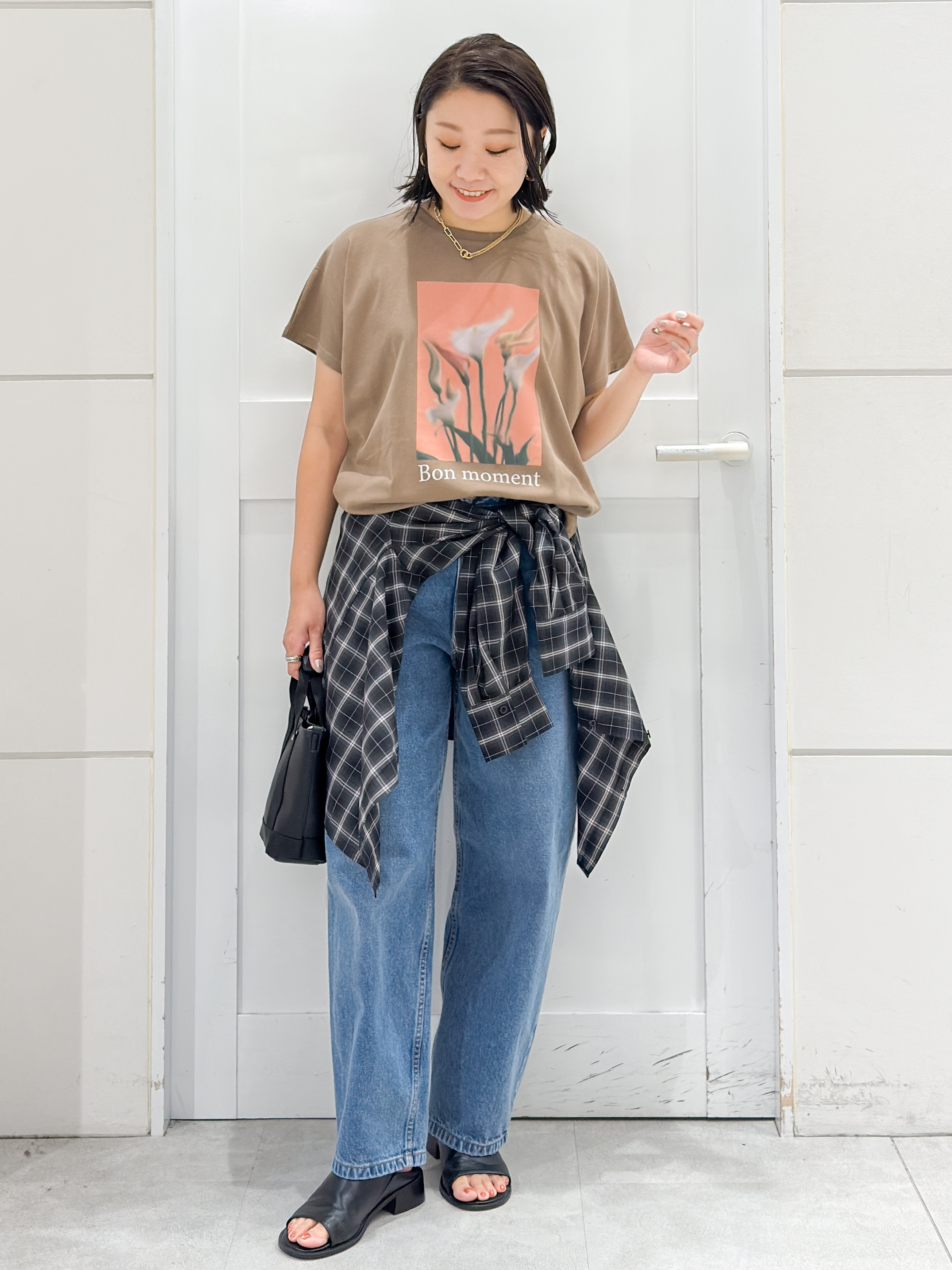 yuka.aさんの「OPAQUE.CLIP｜フォトプリントTシャツ【洗濯機OK】」を使ったコーディネート