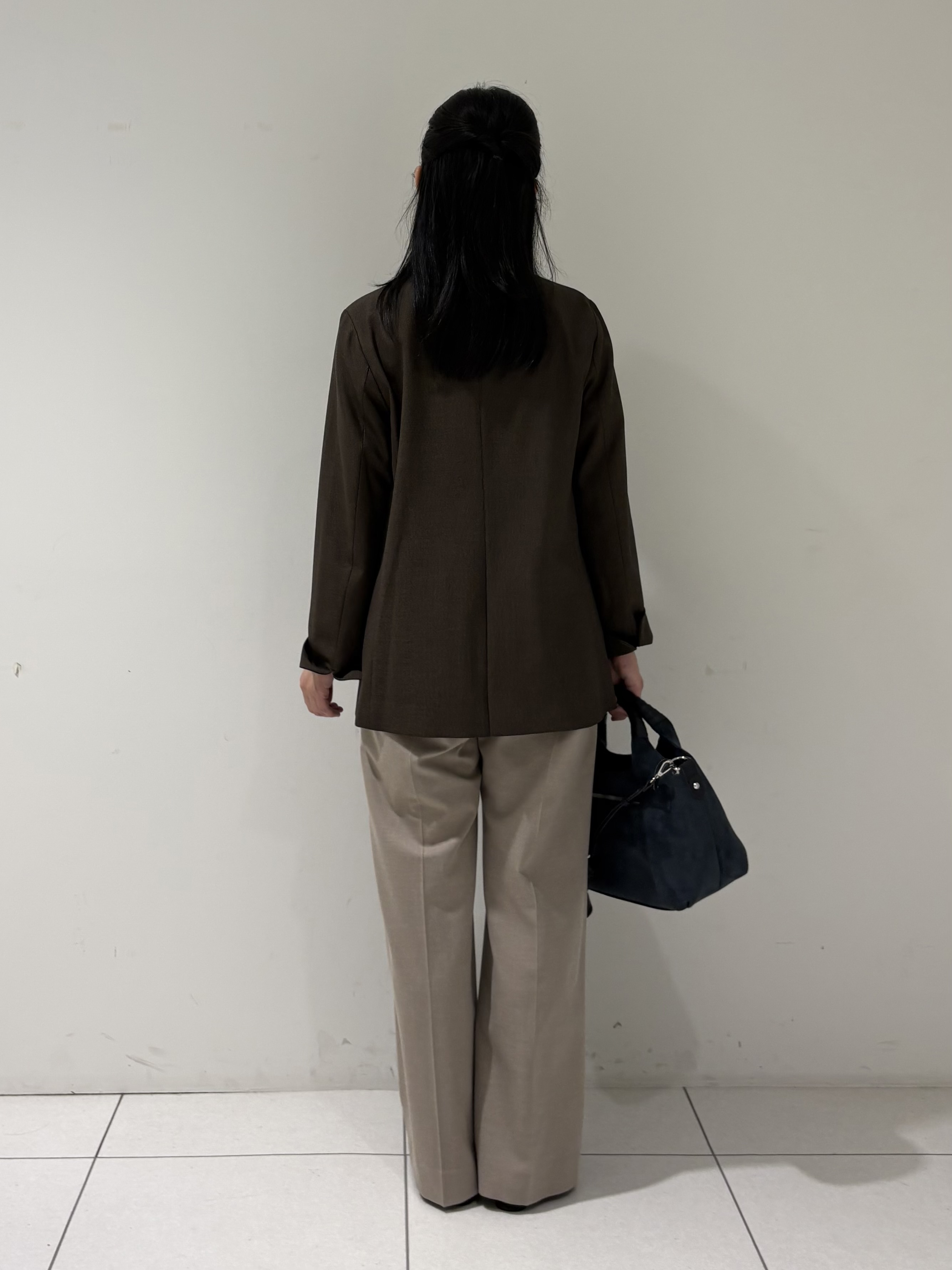 momokoさんの「INDIVI｜【洗濯機OK／ストレッチ◎】秋はじめのダブルジャケット」を使ったコーディネート