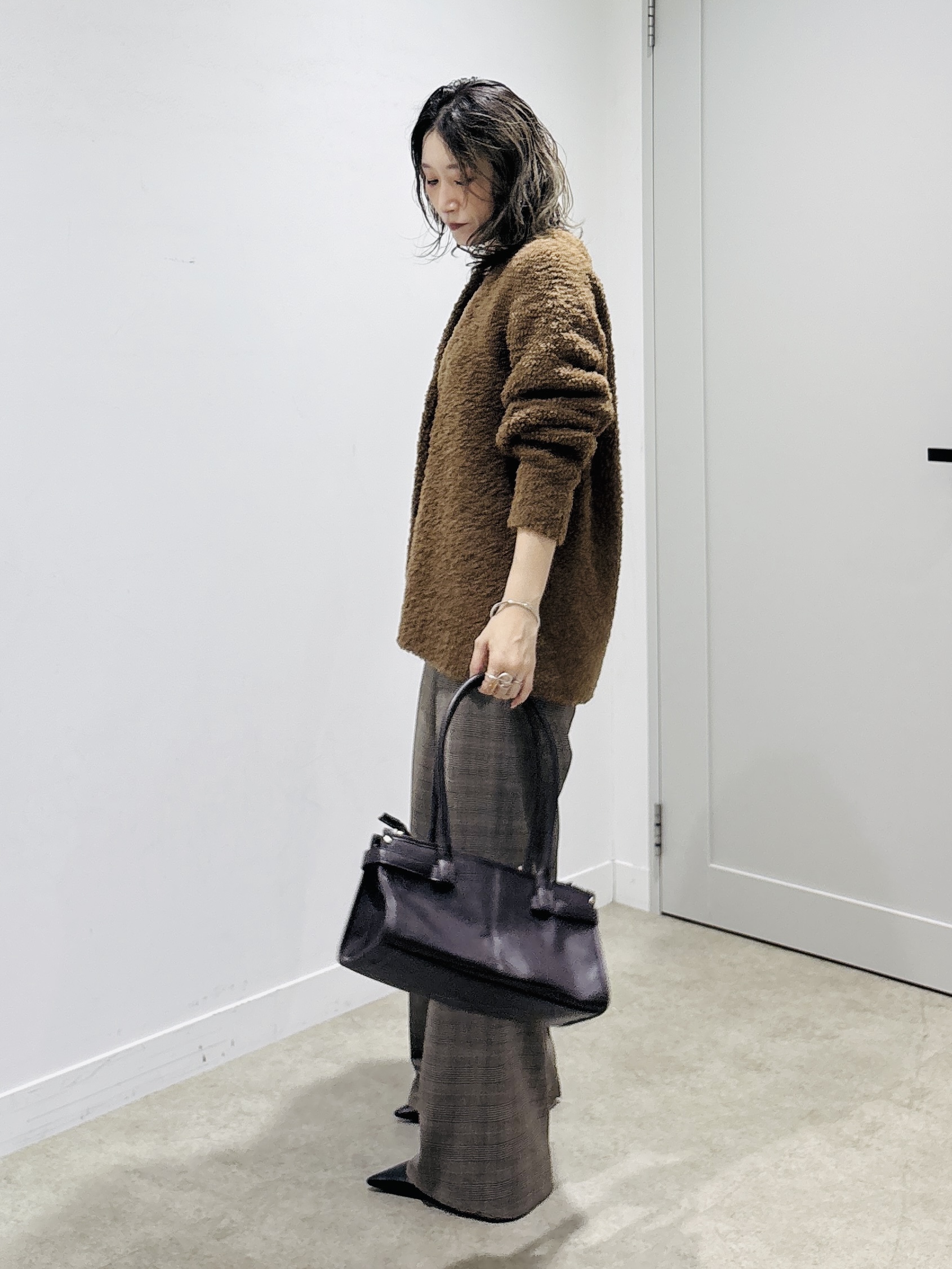 kotakiさんの「INDIVI｜【洗濯機OK／ストレッチ◎】ストレートワイドパンツ」を使ったコーディネート