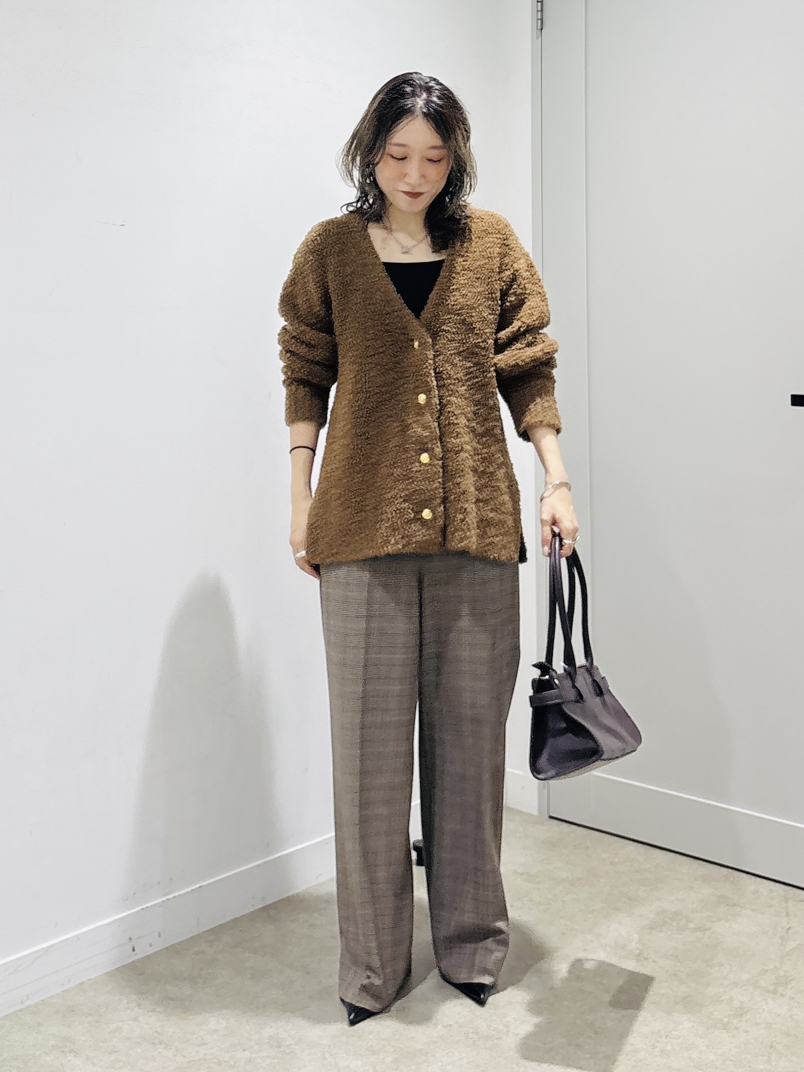 kotakiさんの「INDIVI｜【洗濯機OK／ストレッチ◎】ストレートワイドパンツ」を使ったコーディネート