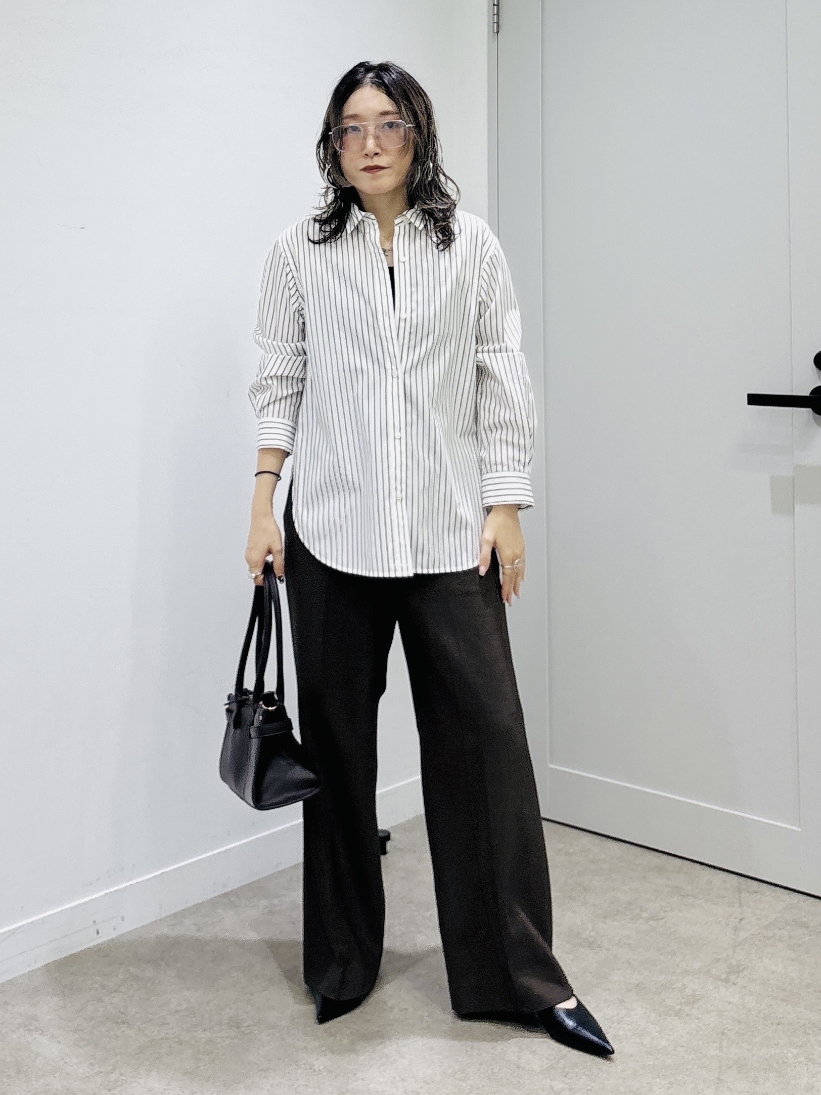 kotakiさんの「INDIVI｜【洗濯機OK／ストレッチ◎】ストレートワイドパンツ」を使ったコーディネート