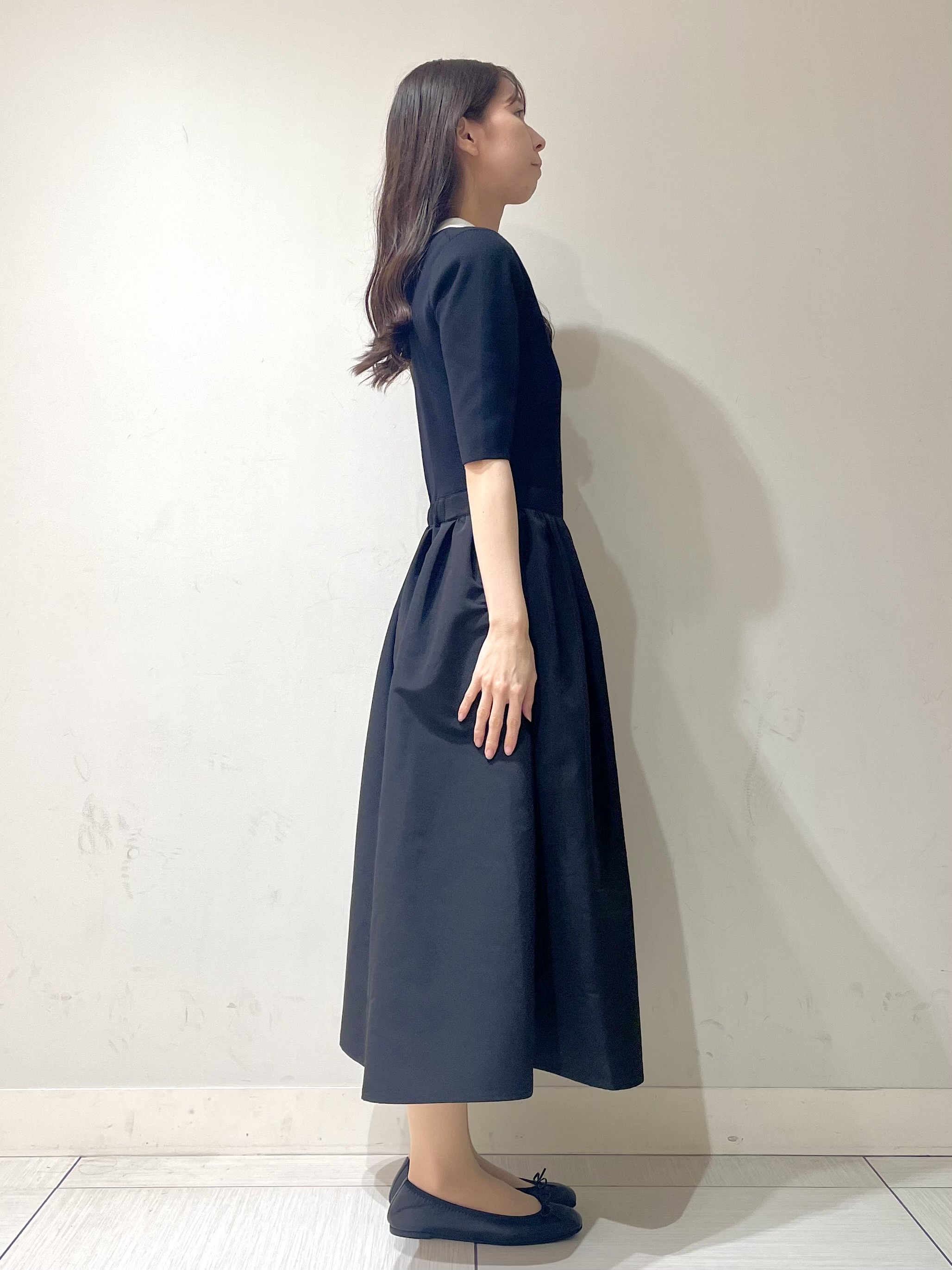 ことさんの「DRESSTERIOR｜バイカラーニットコンビワンピース」を使ったコーディネート
