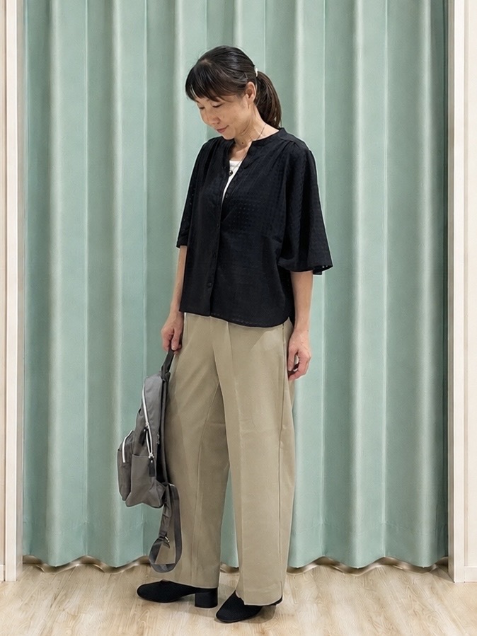 まつみさんの「SHOO･LA･RUE｜【洗濯機可/S-LL】二の腕隠せる 5分袖ギンガムシアーブラウス」を使ったコーディネート