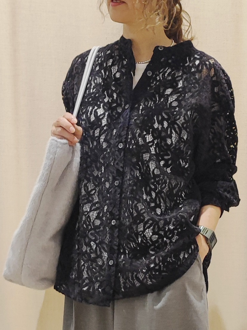 toyaさんの「Dessin｜【洗える/秋羽織り】起毛レースブラウス」を使ったコーディネート