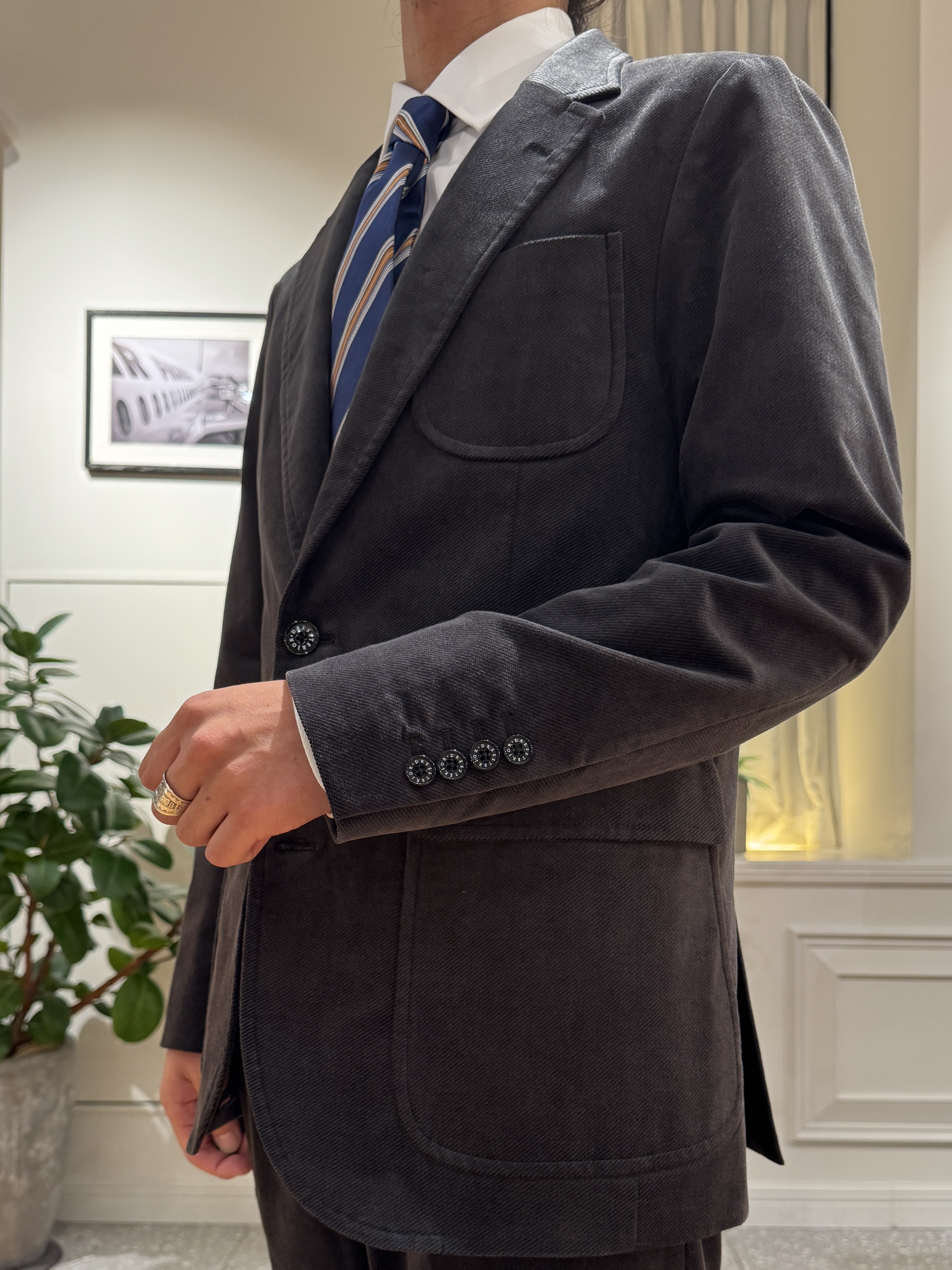 kawarataniさんの「DRESSTERIOR｜【セットアップ可】ストレッチ カルゼジャケット」を使ったコーディネート