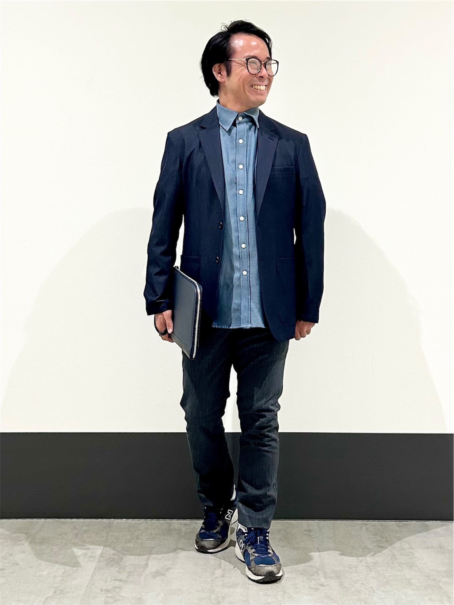 KENJI Iさんの「THE SHOP TK｜【ストレッチ／洗濯機OK／セットアップ可】デニムライク ジャケット」を使ったコーディネート