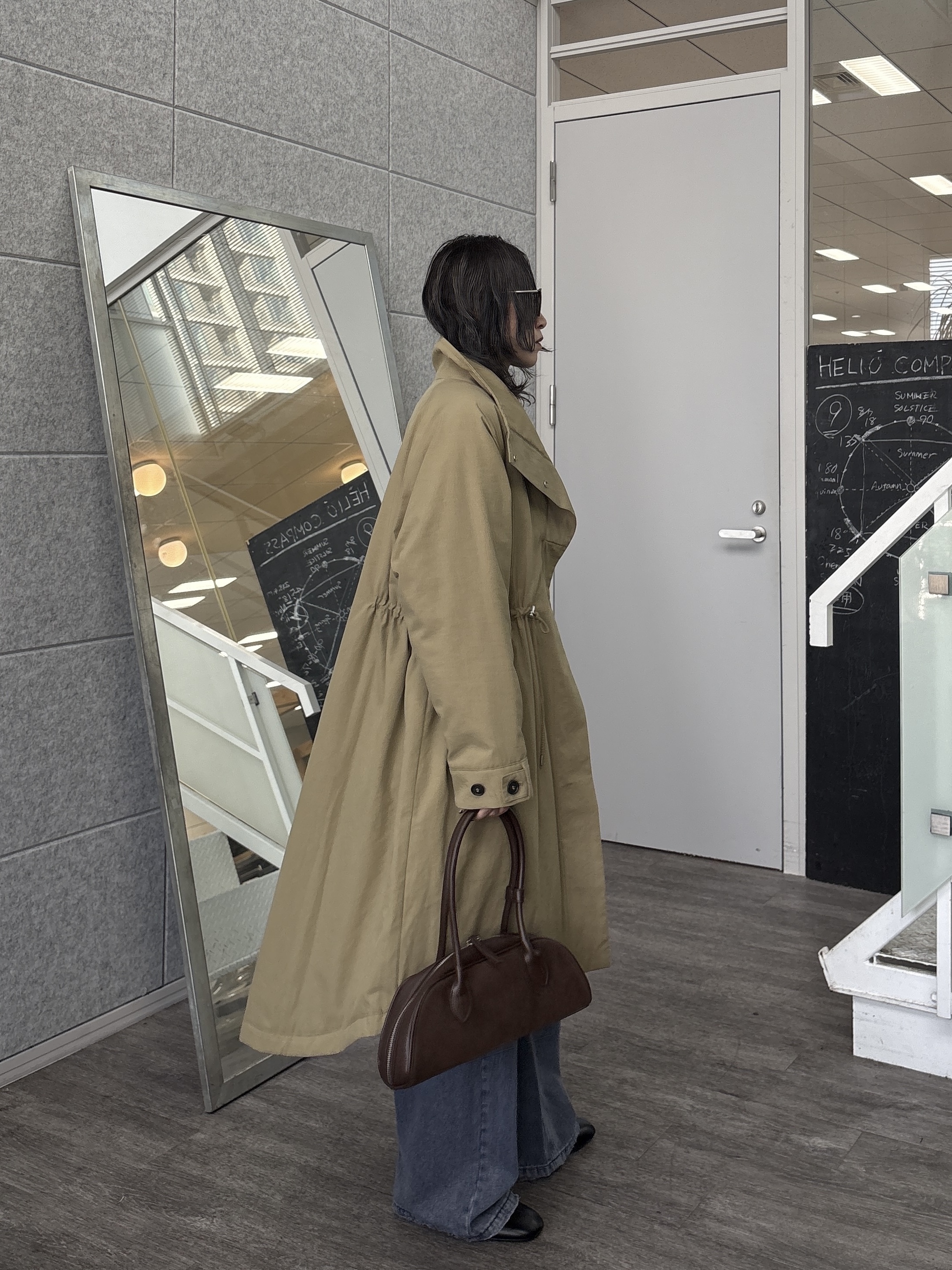 kotakiさんの「INDIVI｜サイドギャザー ワイドデニム」を使ったコーディネート