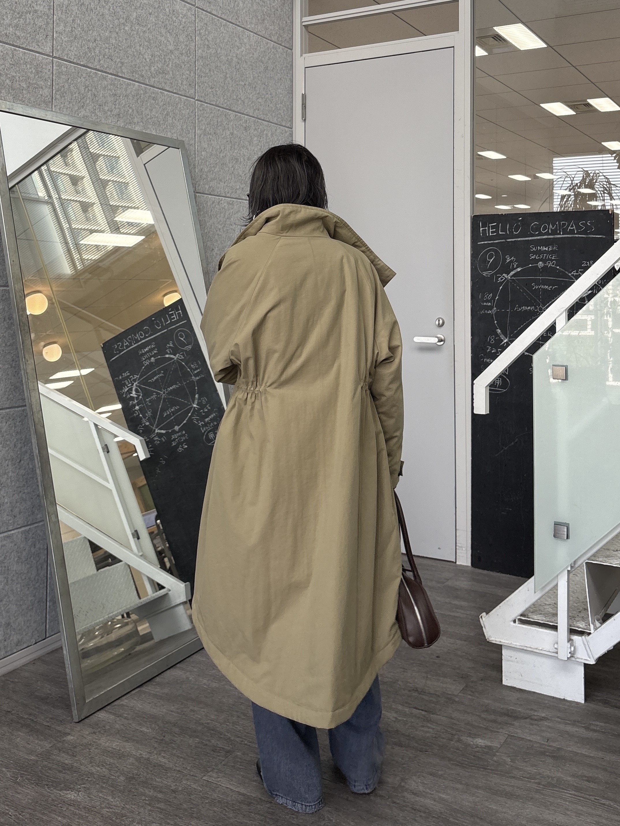 kotakiさんの「INDIVI｜サイドギャザー ワイドデニム」を使ったコーディネート