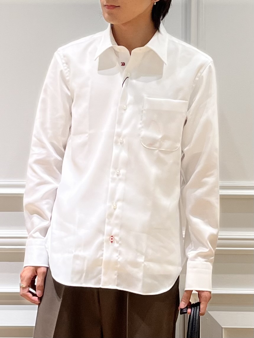 Watanabeさんの「DRESSTERIOR｜【形態安定/日本製】コットンカルゼ ドレスシャツ」を使ったコーディネート