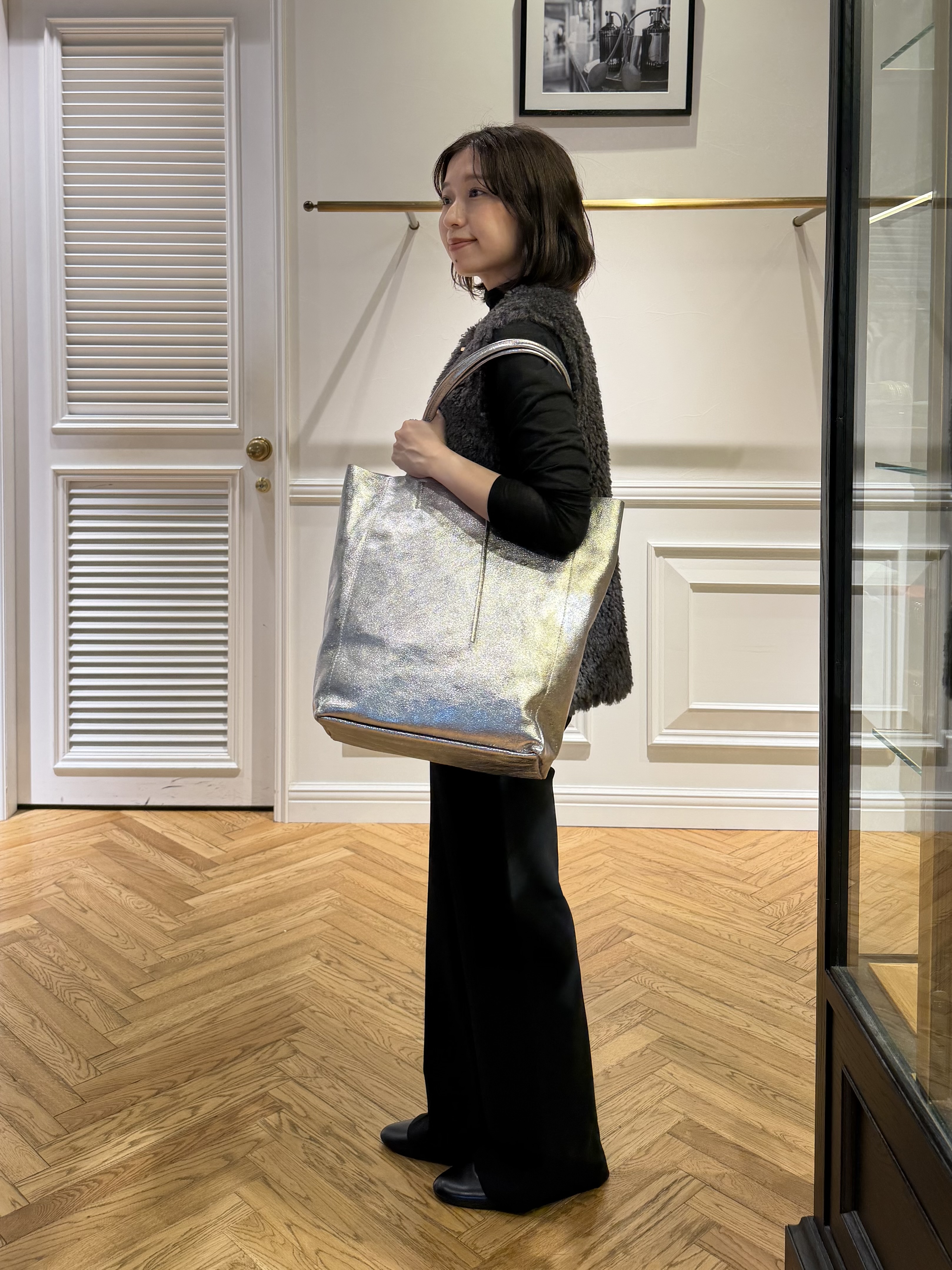 つじ まこさんの「DRESSTERIOR｜シアータートル」を使ったコーディネート