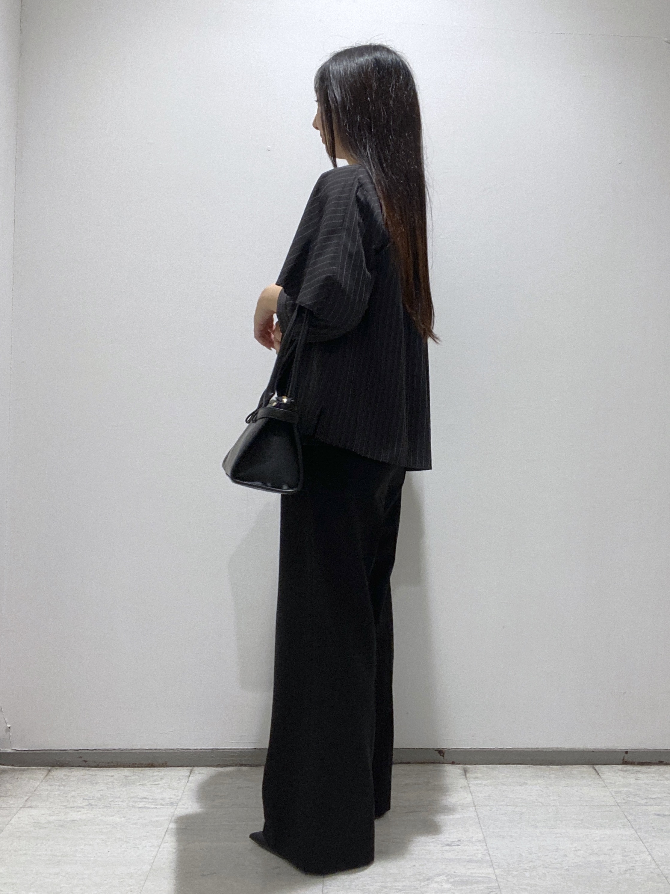 meiさんの「INDIVI｜【洗える／UVケア】ねじり袖サッカートップス」を使ったコーディネート