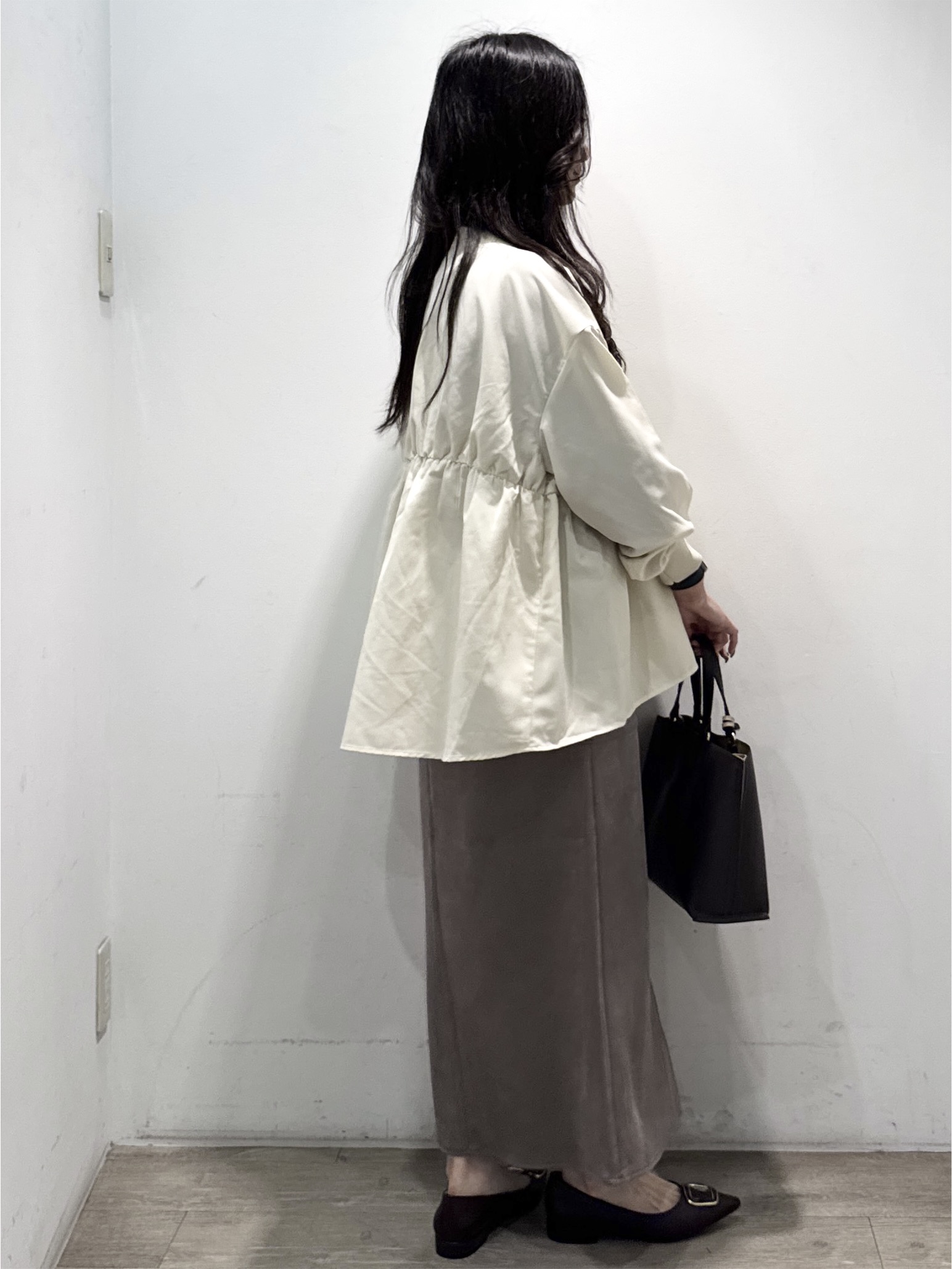 yuicciさんの「OPAQUE.CLIP｜ブラウス風シアーカーディガン【洗濯機OK】」を使ったコーディネート