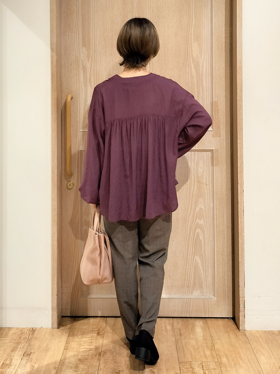 YUKIさんの「SHOO･LA･RUE｜【S-LL/洗濯機可】着痩せシルエット シャーリングシャツカーディガン」を使ったコーディネート