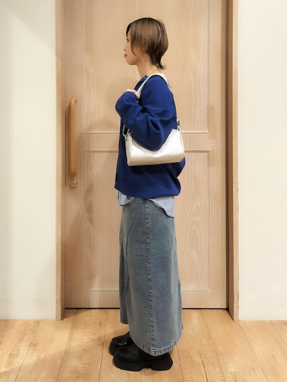 YUKIさんの「SHOO･LA･RUE｜【セットアップ可/洗濯機可】軽やかに羽織れる スポンディッシュ ニットカーディガン」を使ったコーディネート