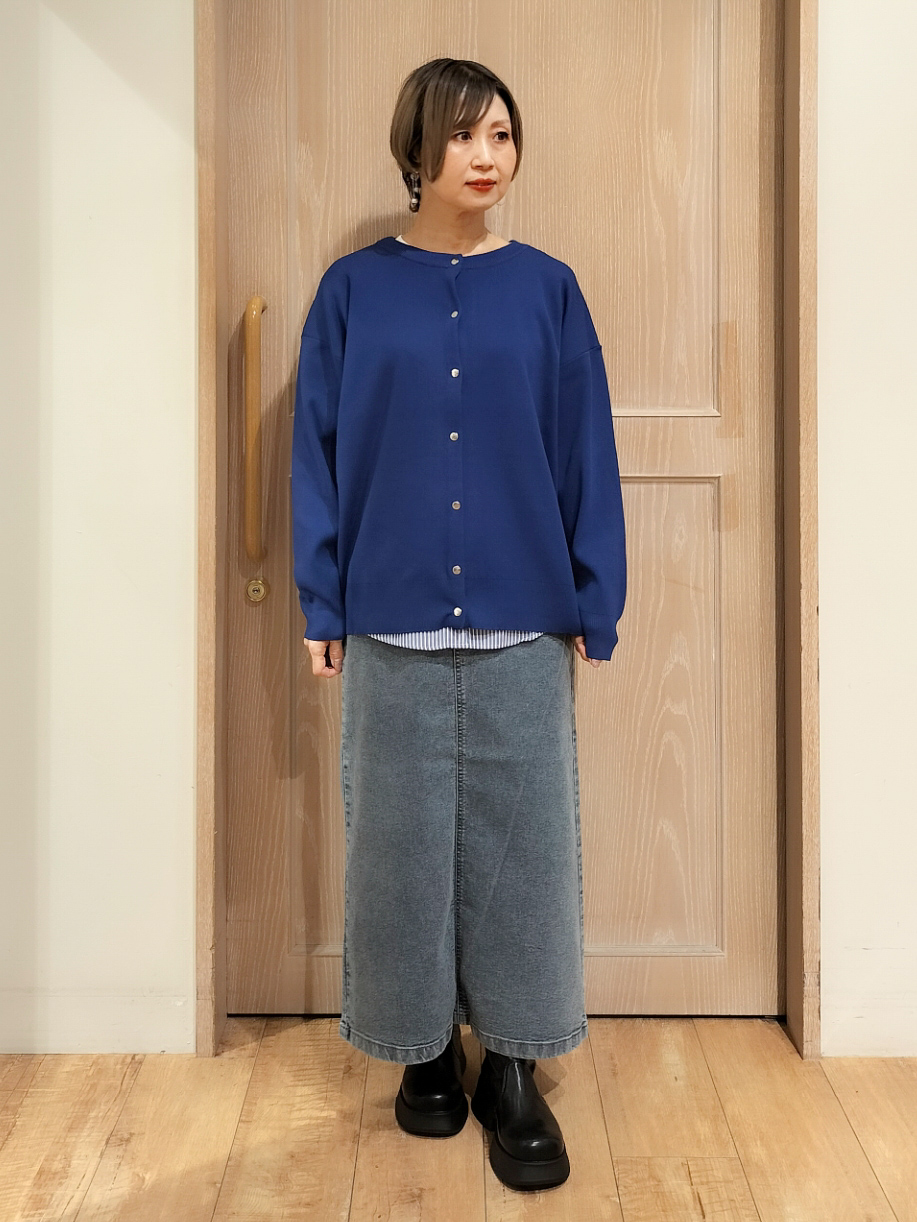 YUKIさんの「SHOO･LA･RUE｜【セットアップ可/洗濯機可】軽やかに羽織れる スポンディッシュ ニットカーディガン」を使ったコーディネート