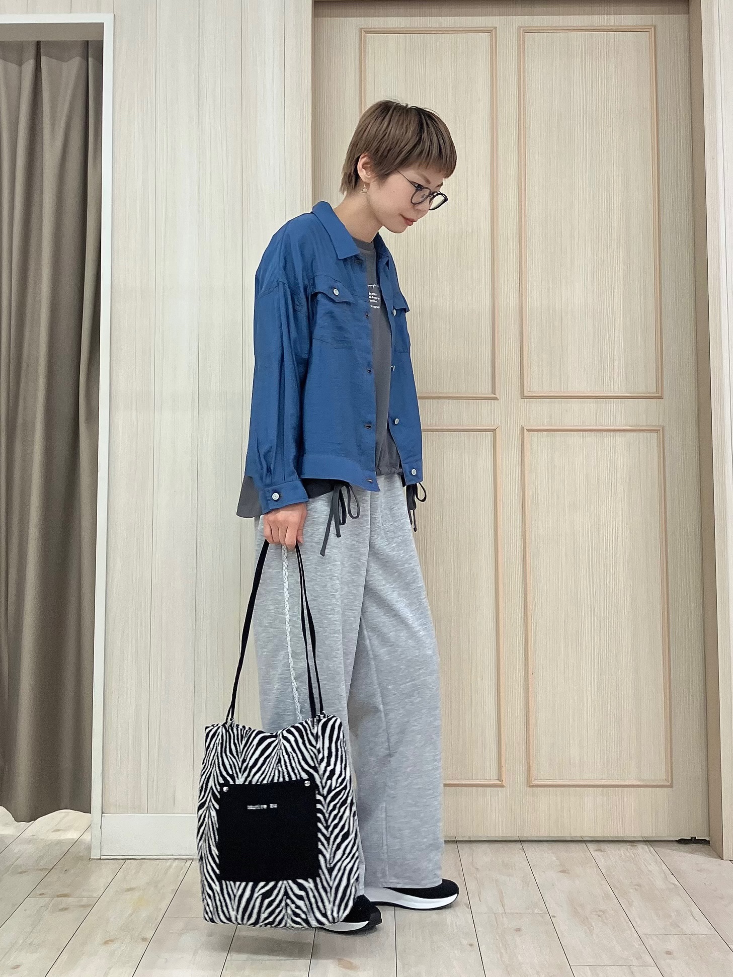 Turnerさんの「SHOO･LA･RUE｜【S-LL/洗濯機可】Gジャン風 軽く羽織れるシアージャケット」を使ったコーディネート