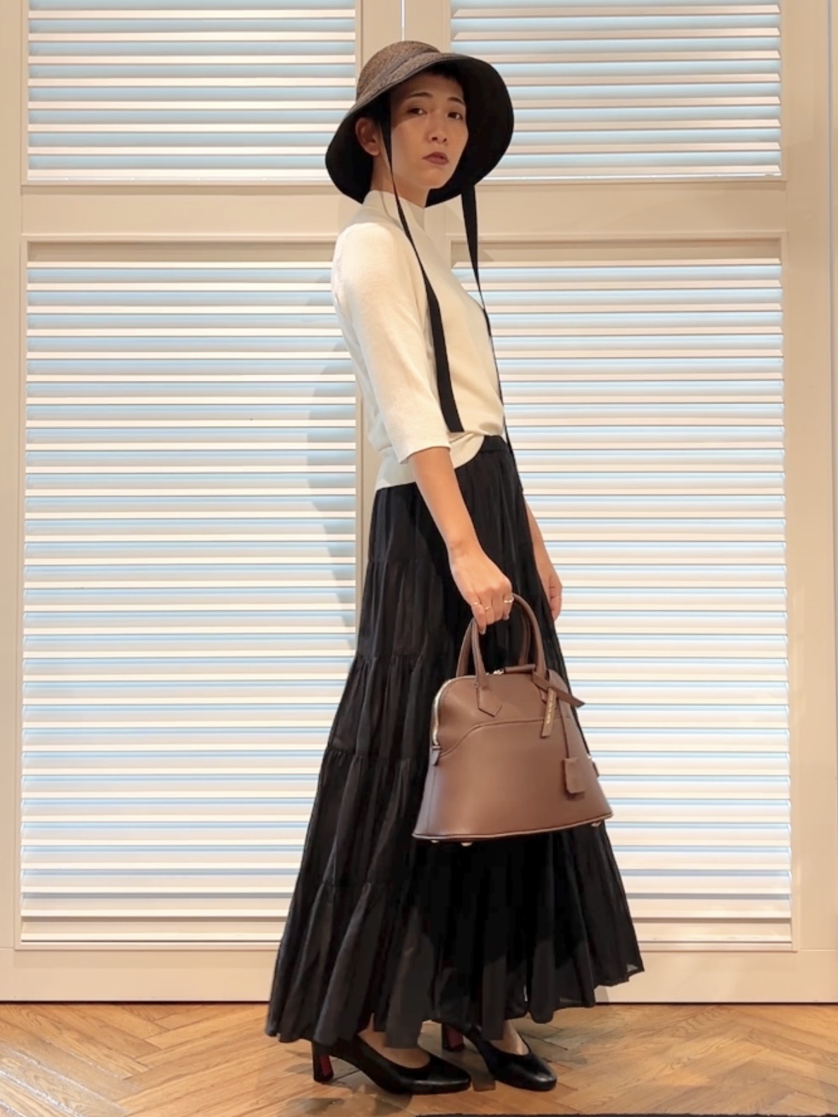 OCHIAIさんの「DRESSTERIOR｜【接触冷感】クールタッチ ハーフスリーブニット」を使ったコーディネート