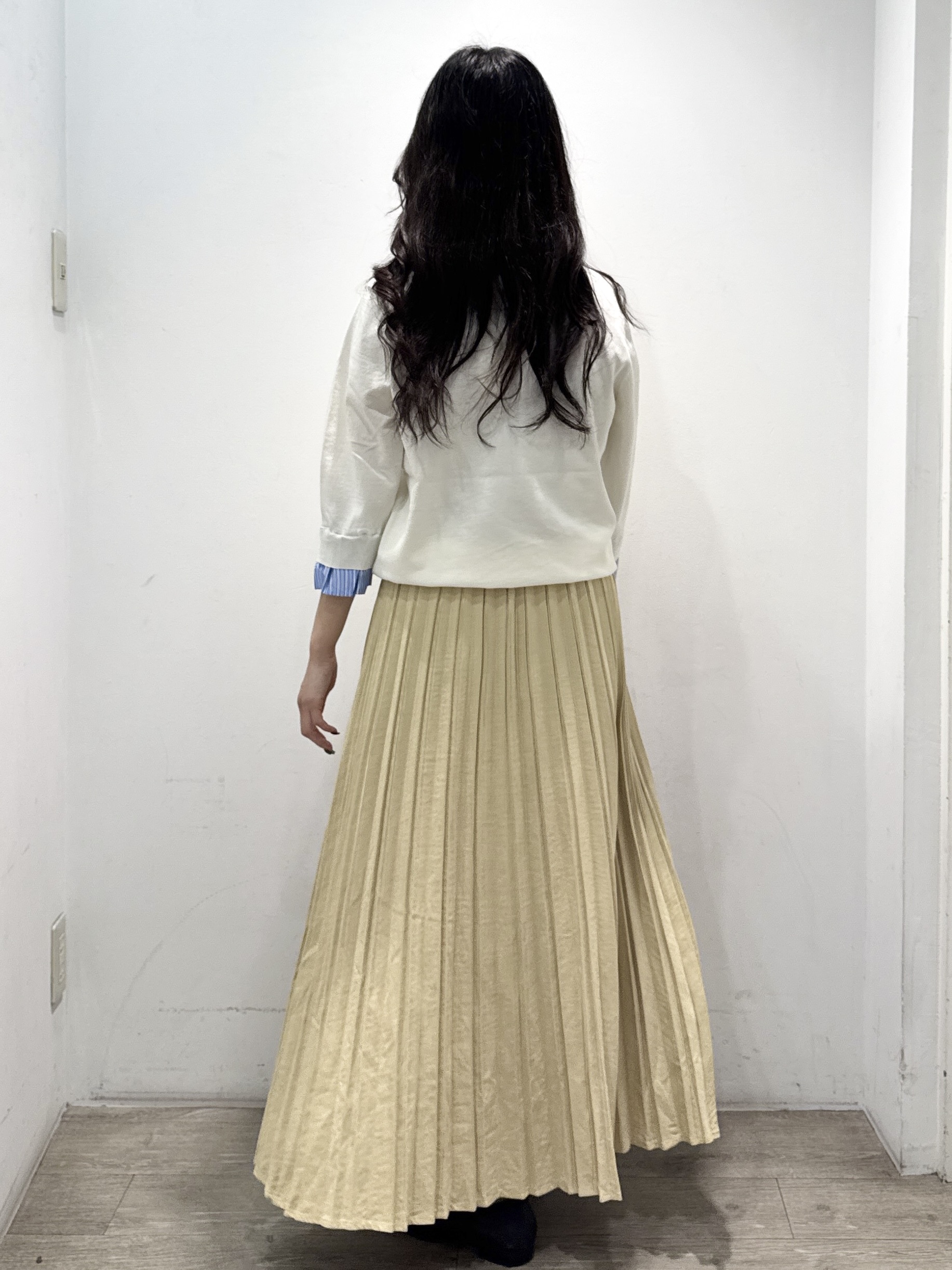 yuicciさんの「OPAQUE.CLIP｜【UVケア／遮熱性】フリルドッキングニット《洗濯機OK》」を使ったコーディネート