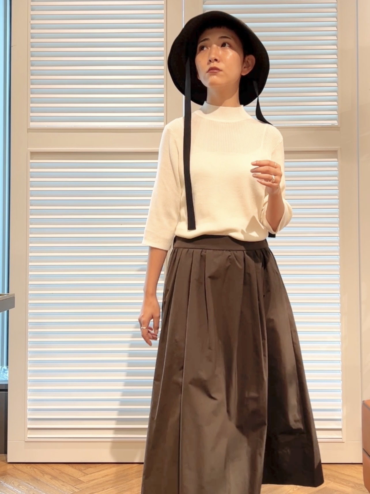OCHIAIさんの「DRESSTERIOR｜【接触冷感】クールタッチ ハーフスリーブニット」を使ったコーディネート