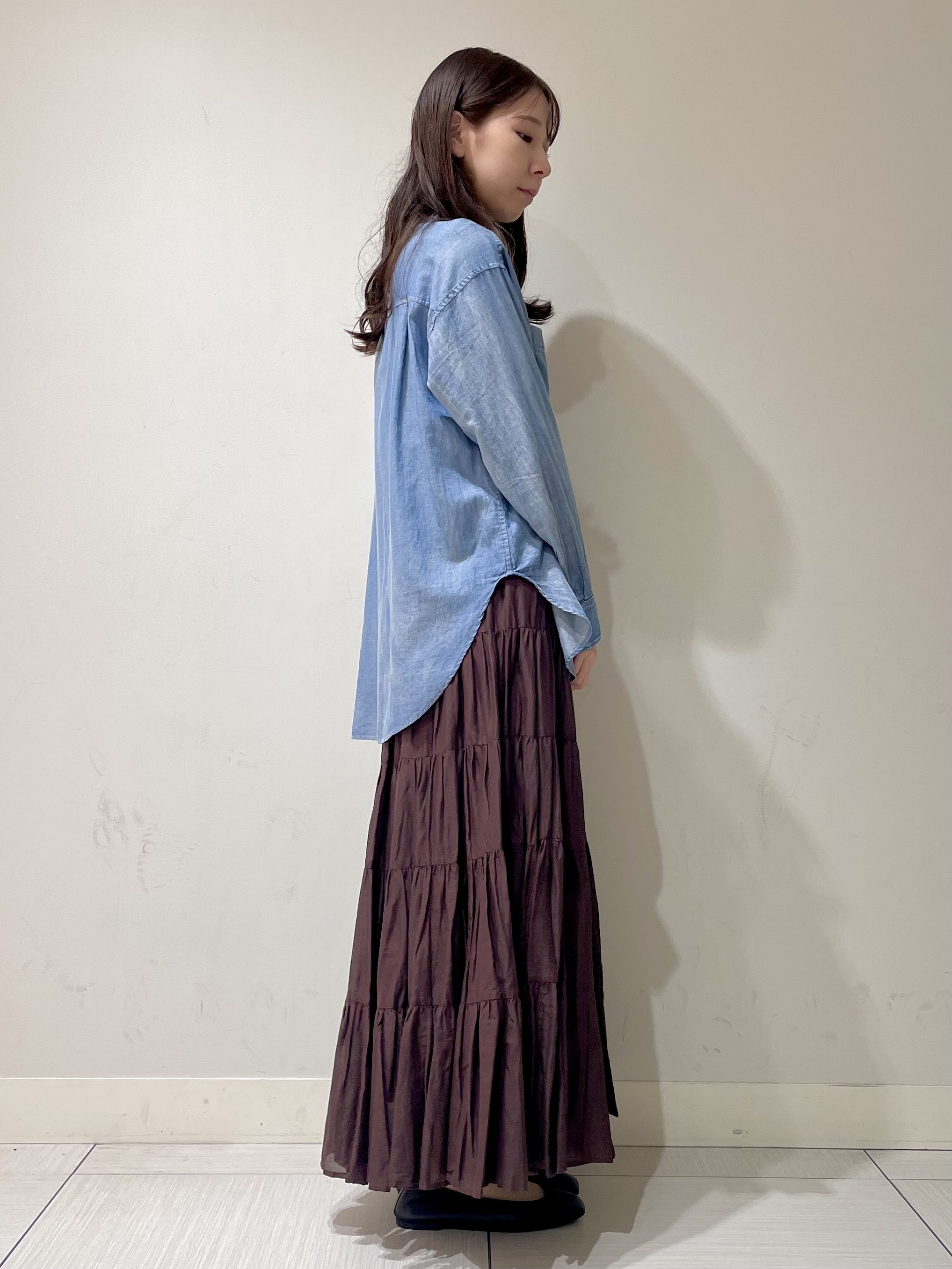 ことさんの「DRESSTERIOR｜【涼しく着映え】シアーデニムシャツ」を使ったコーディネート