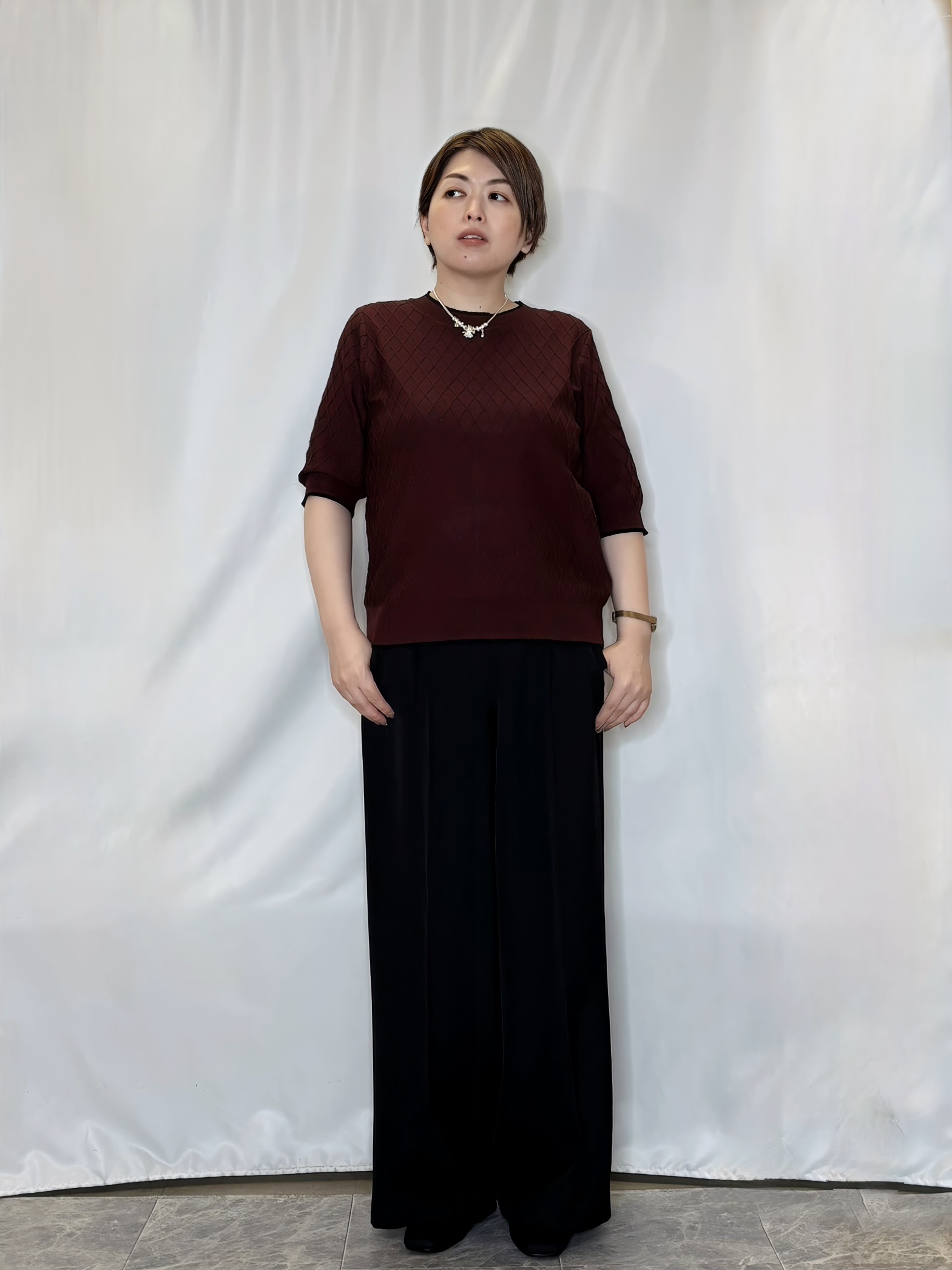 たみさんの「SHOO･LA･RUE｜【毛玉になりにくい/S-LL/洗濯機可】ダイヤ柄が上品 二の腕隠せる5分袖ニット」を使ったコーディネート