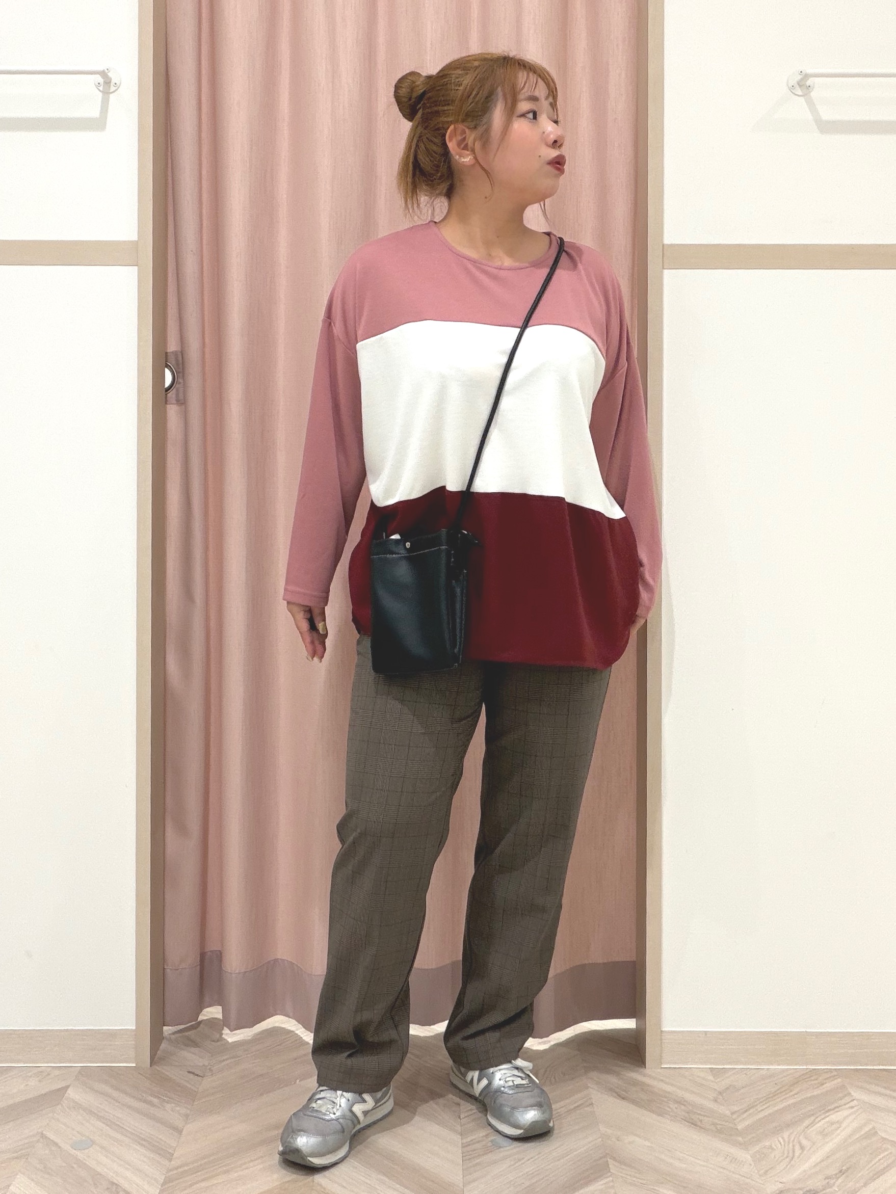 まちゃんなちゃんさんの「SHOO･LA･RUE｜【S-LL/洗濯機可】三段切り替え 長袖トップス」を使ったコーディネート