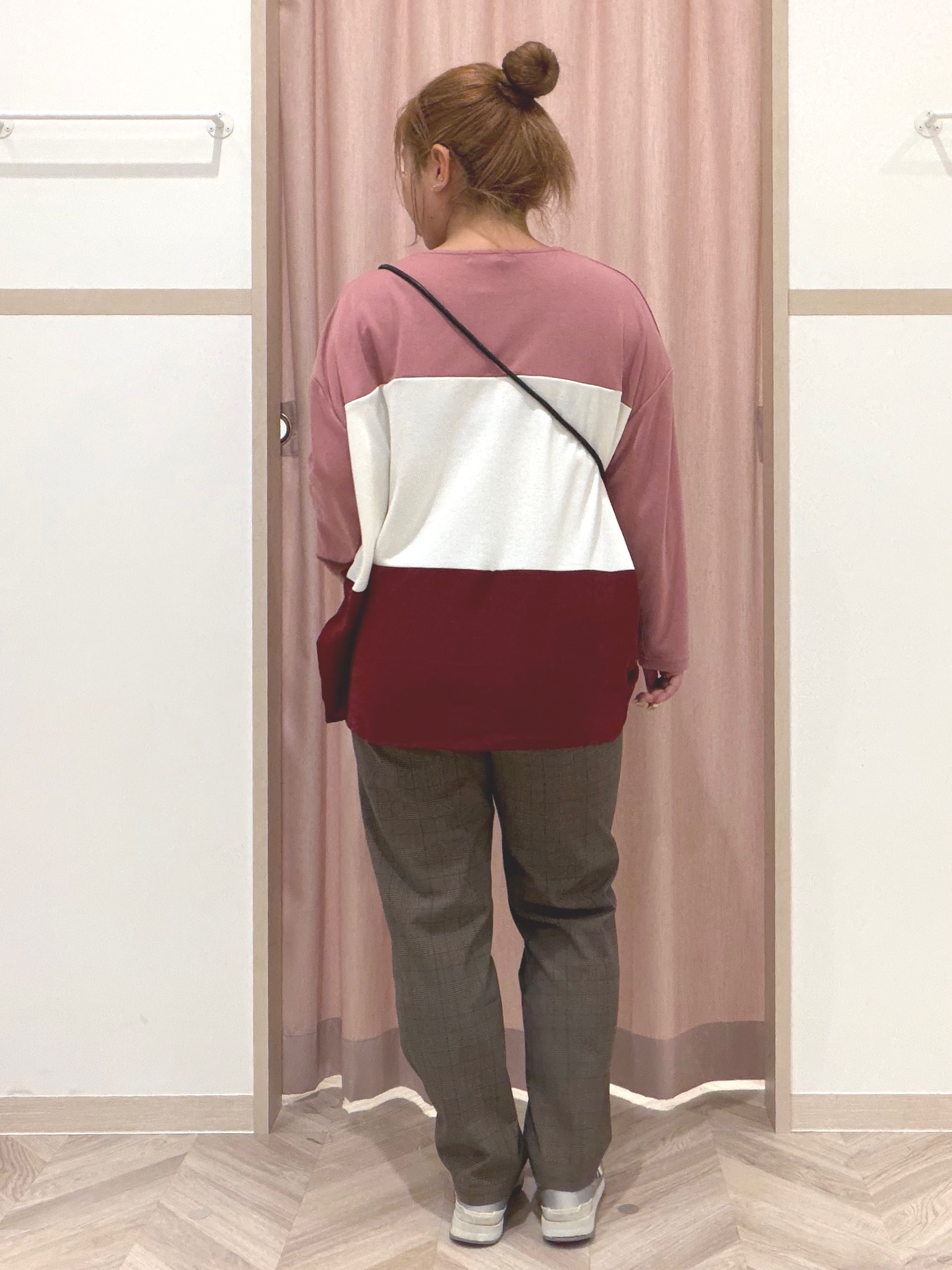 まちゃんなちゃんさんの「SHOO･LA･RUE｜【S-LL/洗濯機可】三段切り替え 長袖トップス」を使ったコーディネート