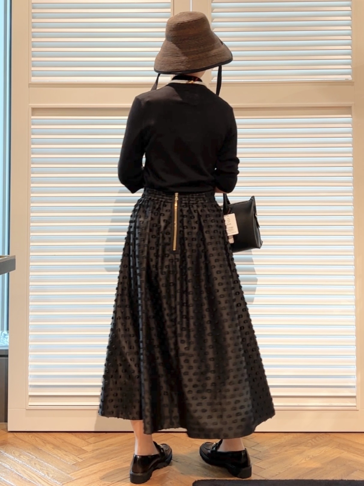 OCHIAIさんの「DRESSTERIOR｜【接触冷感】クールタッチ ハーフスリーブニット」を使ったコーディネート