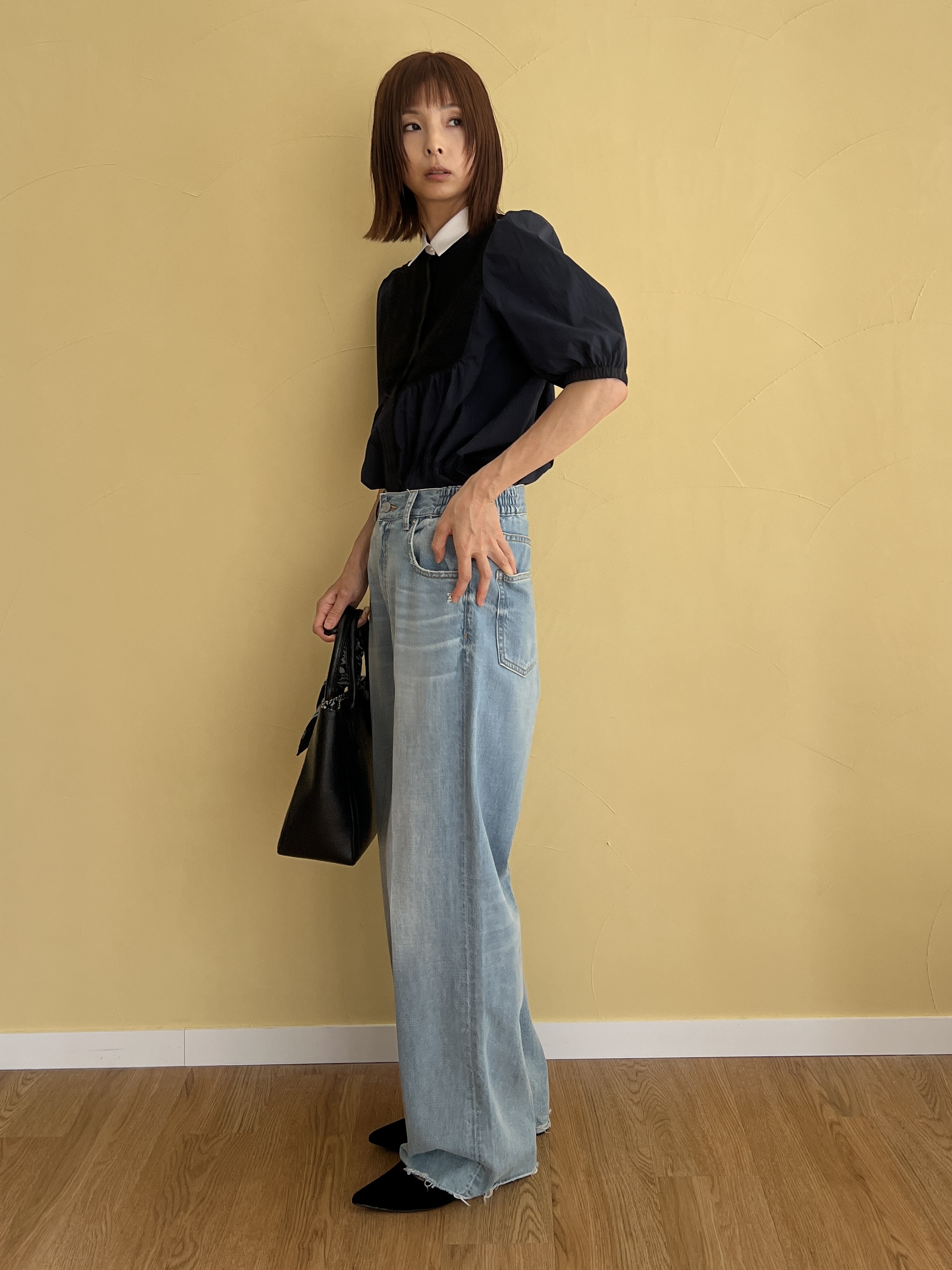 misaさんの「DRESSTERIOR｜センタープレス ワイドストレートデニム」を使ったコーディネート