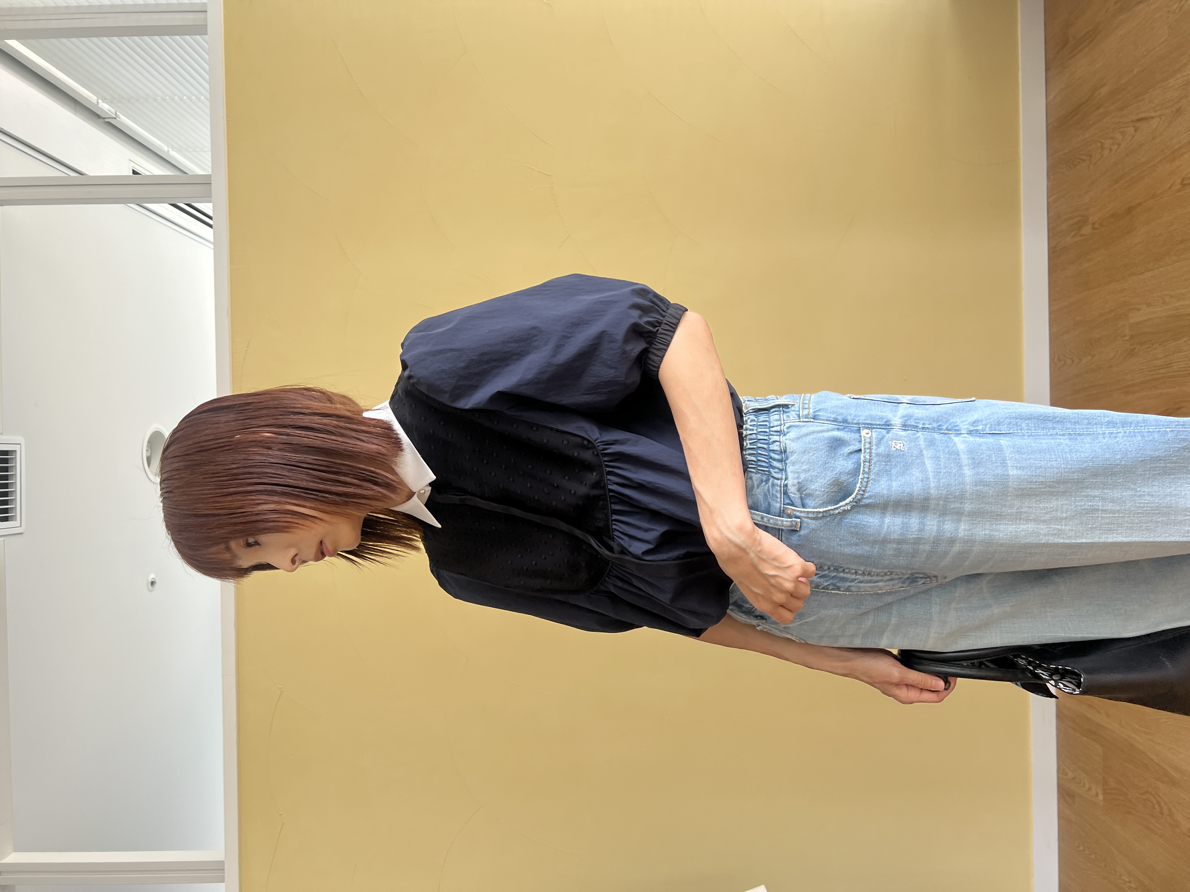 misaさんの「DRESSTERIOR｜センタープレス ワイドストレートデニム」を使ったコーディネート