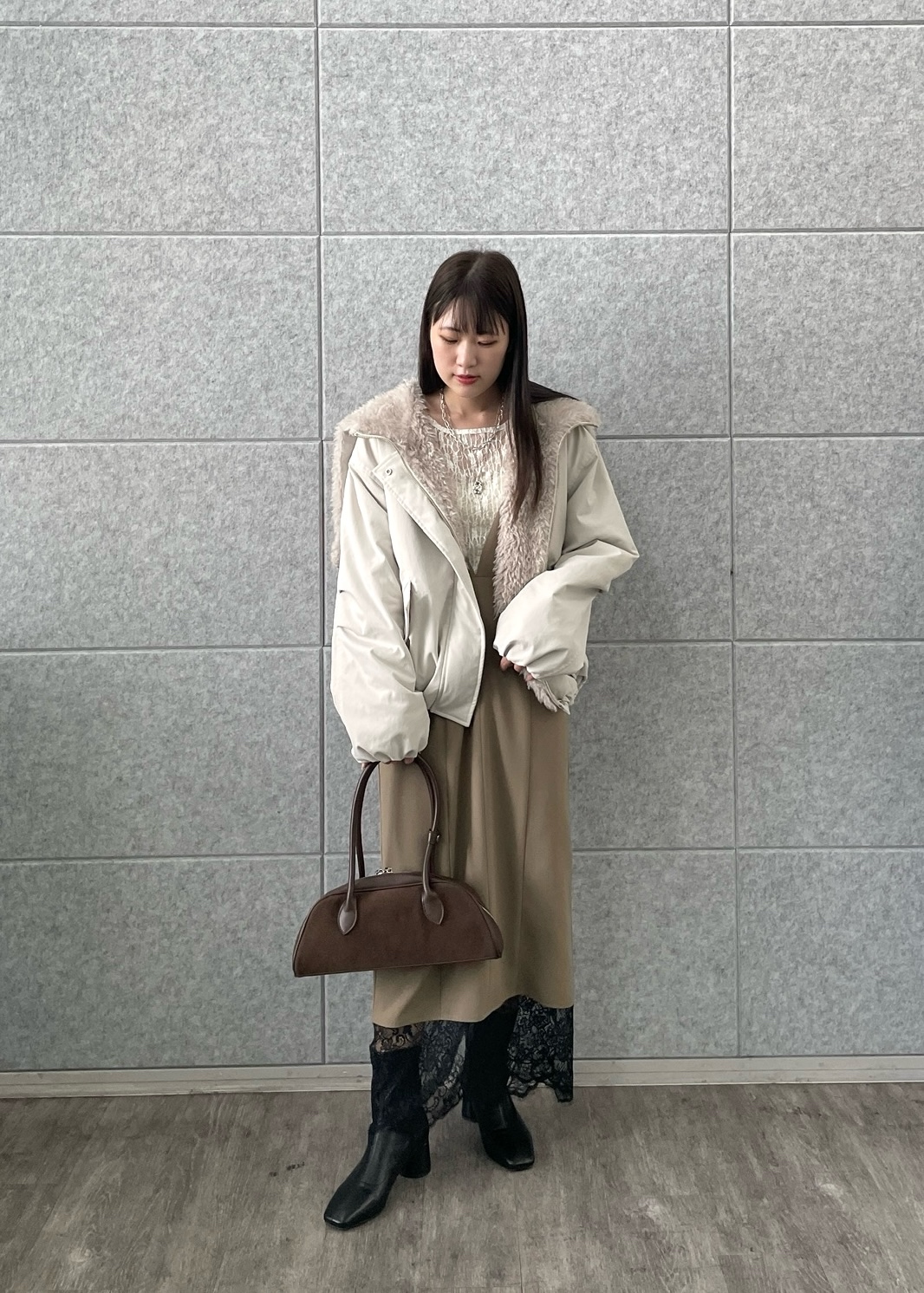 Renoさんの「INDIVI｜シアーレースレイヤードプルオーバー」を使ったコーディネート