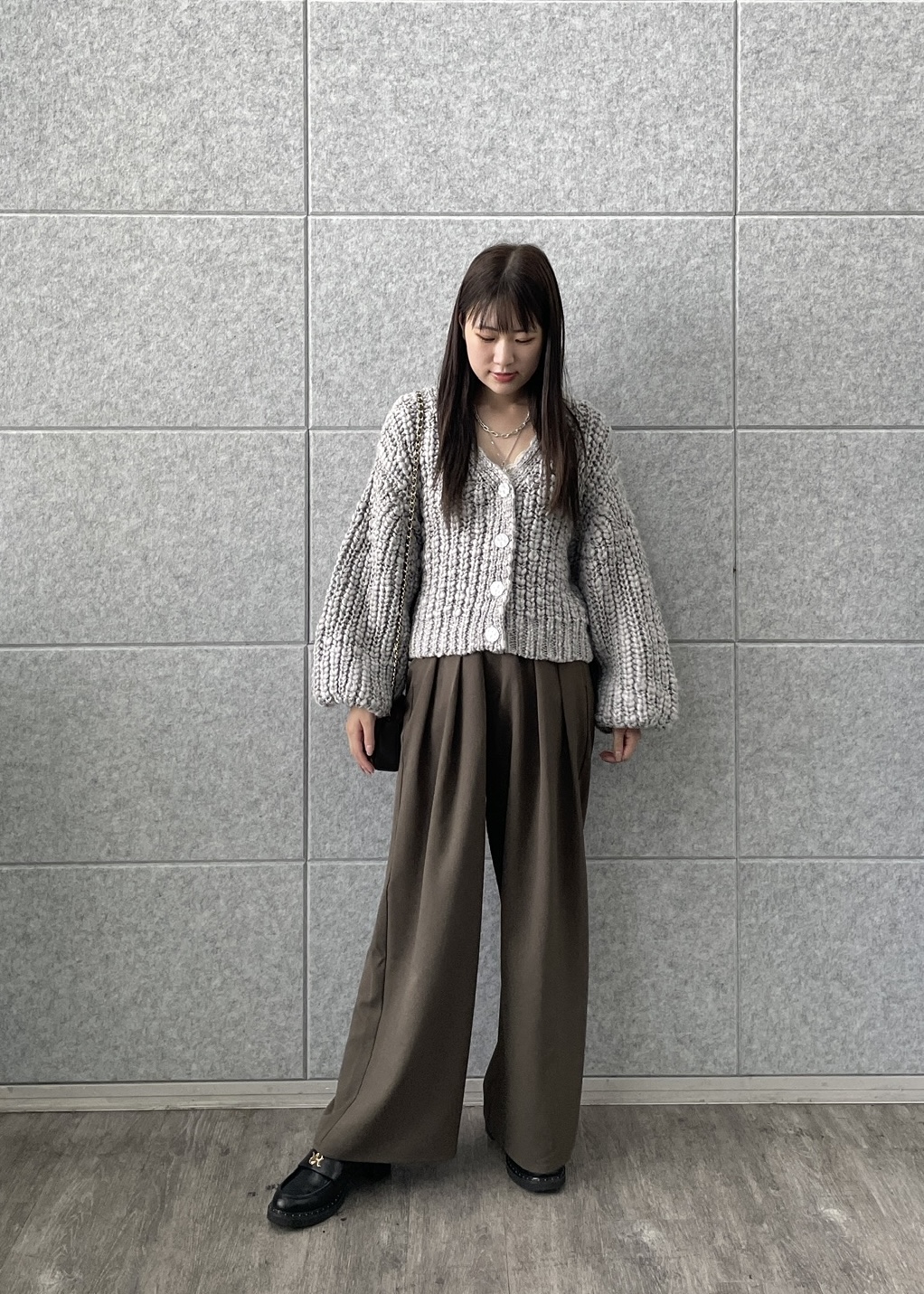 Renoさんの「INDIVI｜タックワイドパンツ【セットアップ可能】」を使ったコーディネート