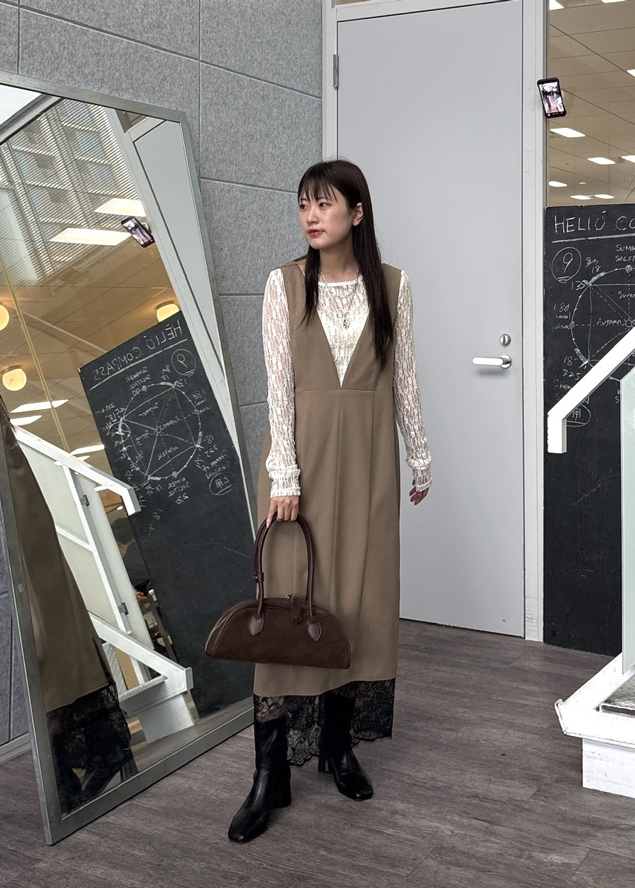 Renoさんの「INDIVI｜シアーレースレイヤードプルオーバー」を使ったコーディネート